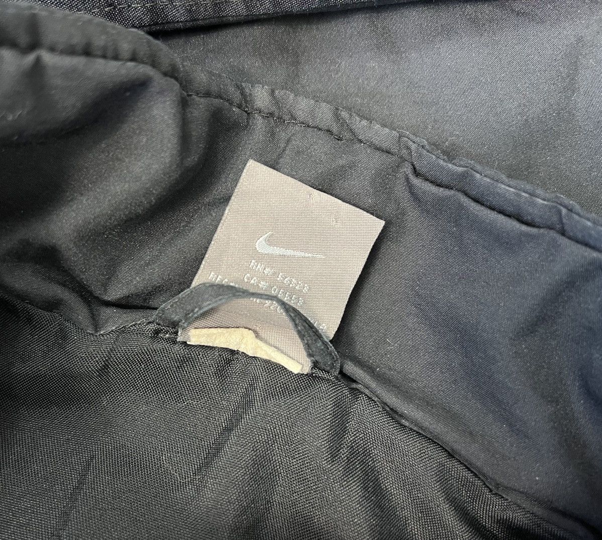 Nike × Vintage Winter Jacket Nike vintage 00’s black zipped Size US L / EU 52-54 / 3 - 6 Thumbnail