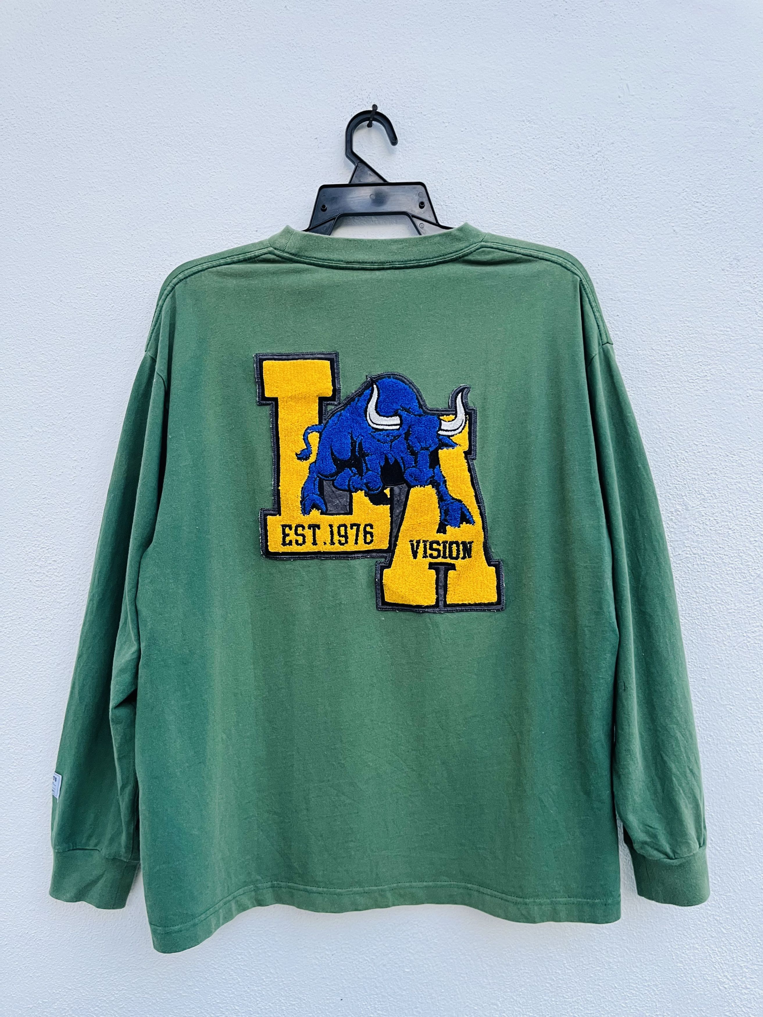 Japanese Brand × Vision Streetwear Vintage Vision Street Wear Angry Bull Skateboard Size US M / EU 48-50 / 2 - 1 Thumbnail