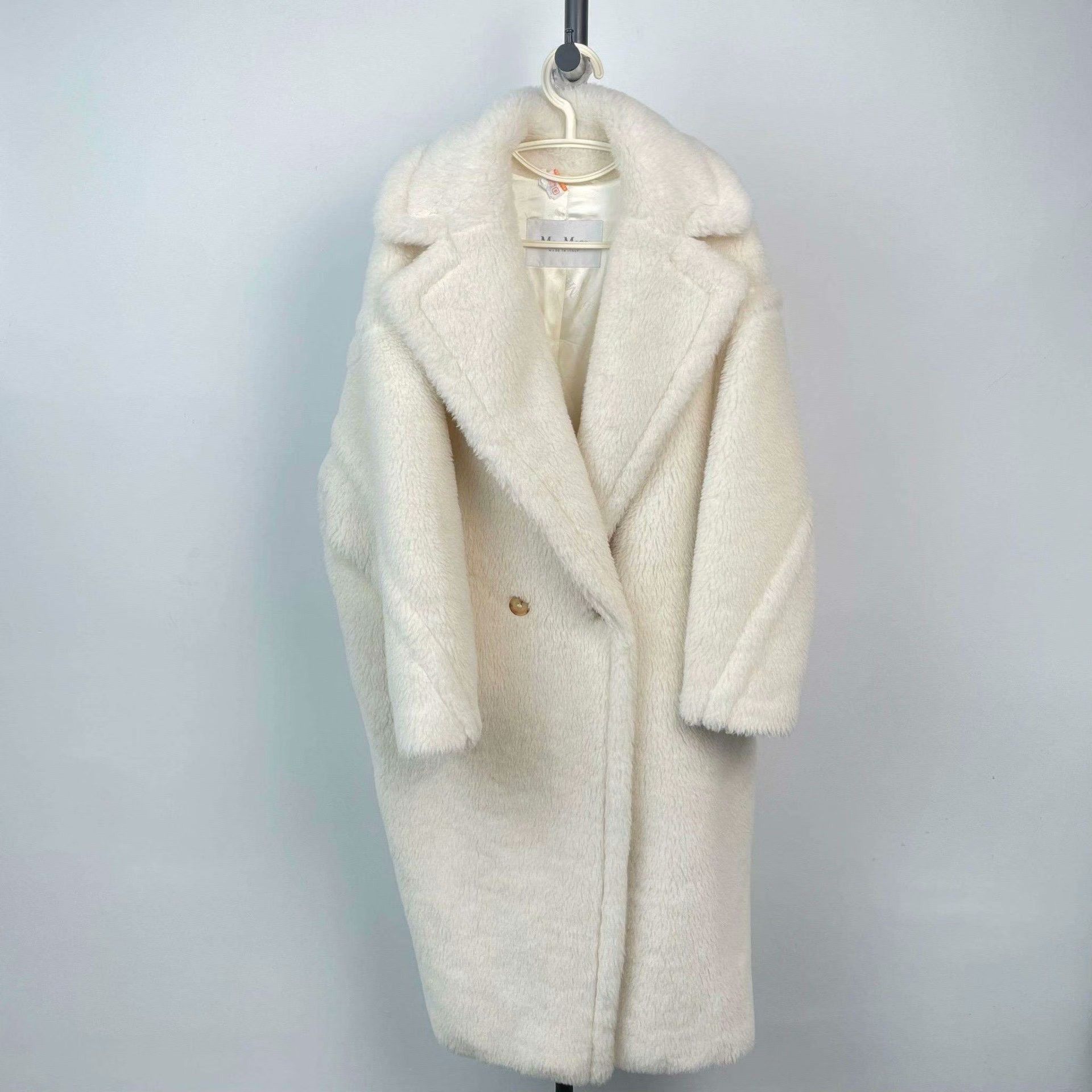 Max Mara Max Mara White Coat M Women Size M / US 6-8 / IT 42-44 - 1 Thumbnail