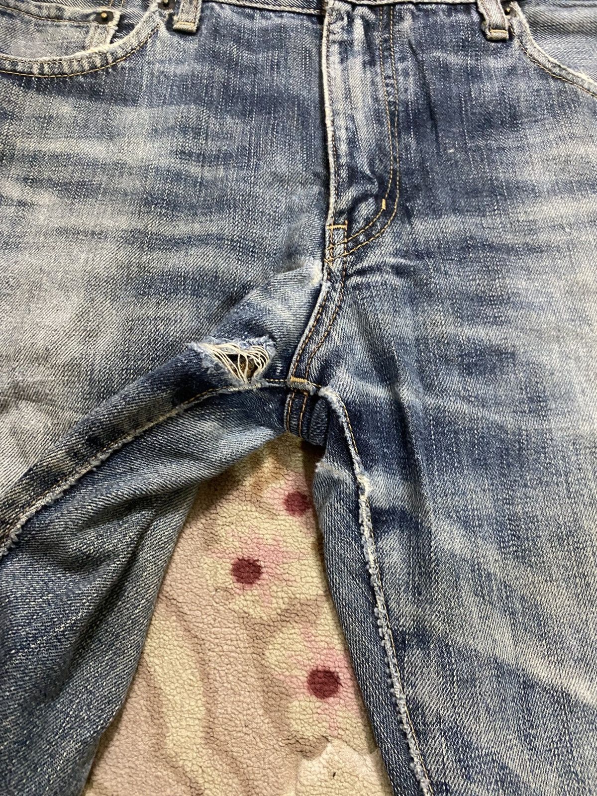 If Six Was Nine × Japanese Brand × Uniqlo Uniqlo distressed denim very rare Size US 35 - 4 Thumbnail