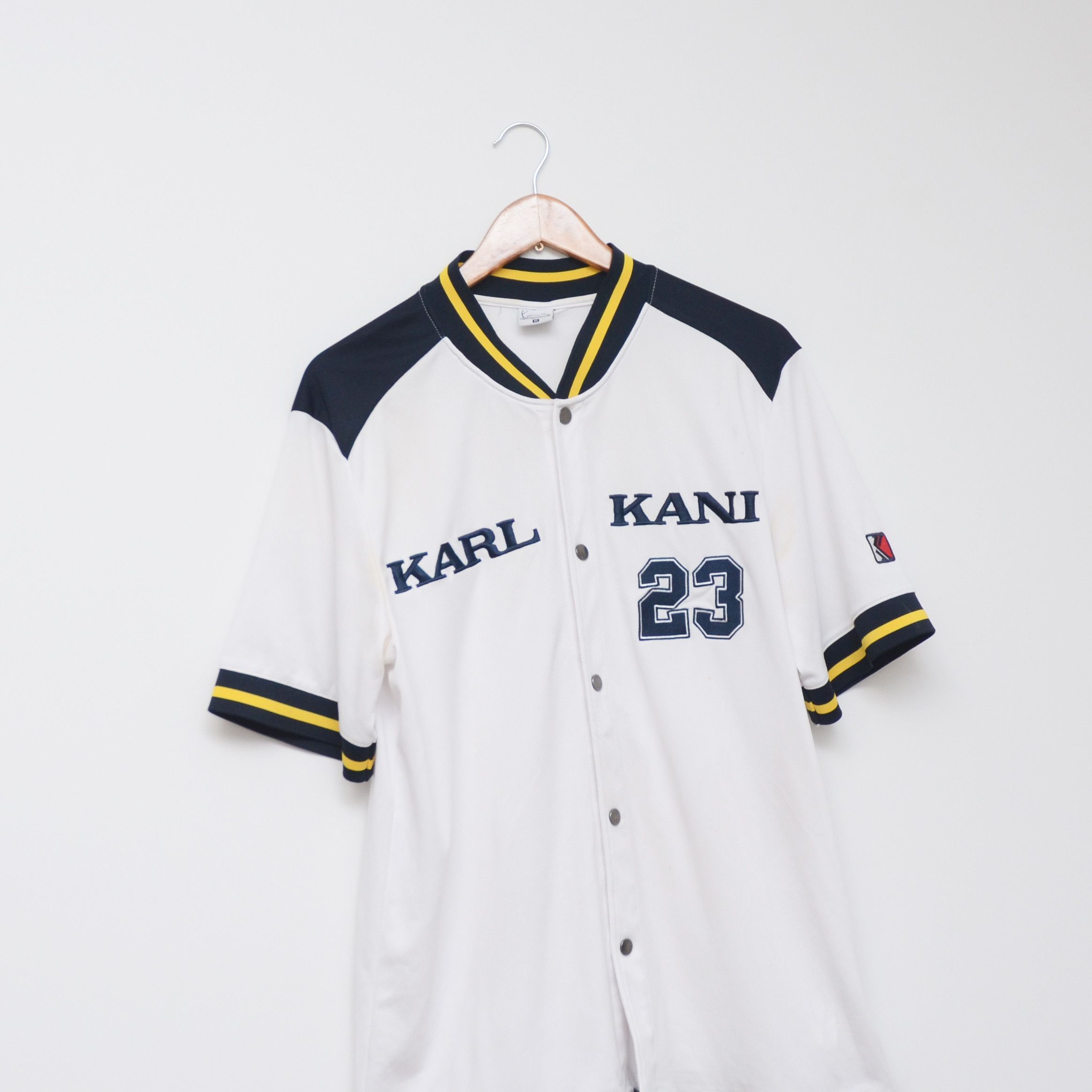 Karl Kani Karl Kani Striped Big Logo Jersey Size M White Hip-Hop Y2K Size US M / EU 48-50 / 2 - 2 Thumbnail