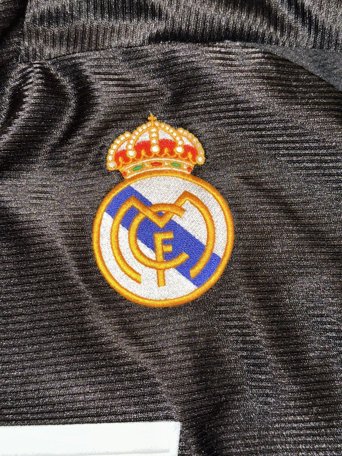 Adidas Adidas Real Madrid 99/00 Away Jersey Soccer Shirt Men Small Size US S / EU 44-46 / 1 - 6 Thumbnail