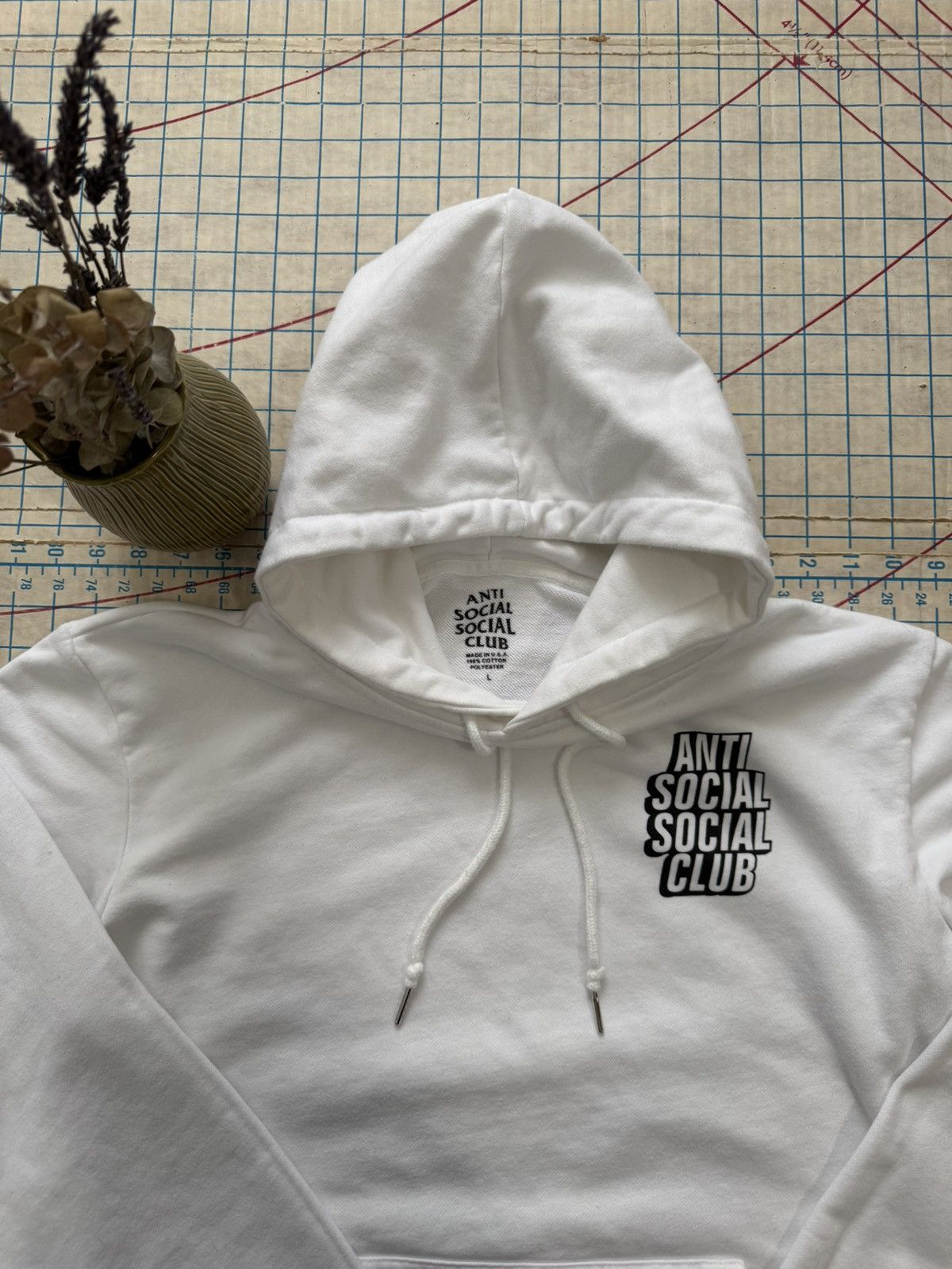 Anti Social Social Club Anti Social Social Club ASSC Hoodie White Large Pull Over Size US L / EU 52-54 / 3 - 8 Thumbnail