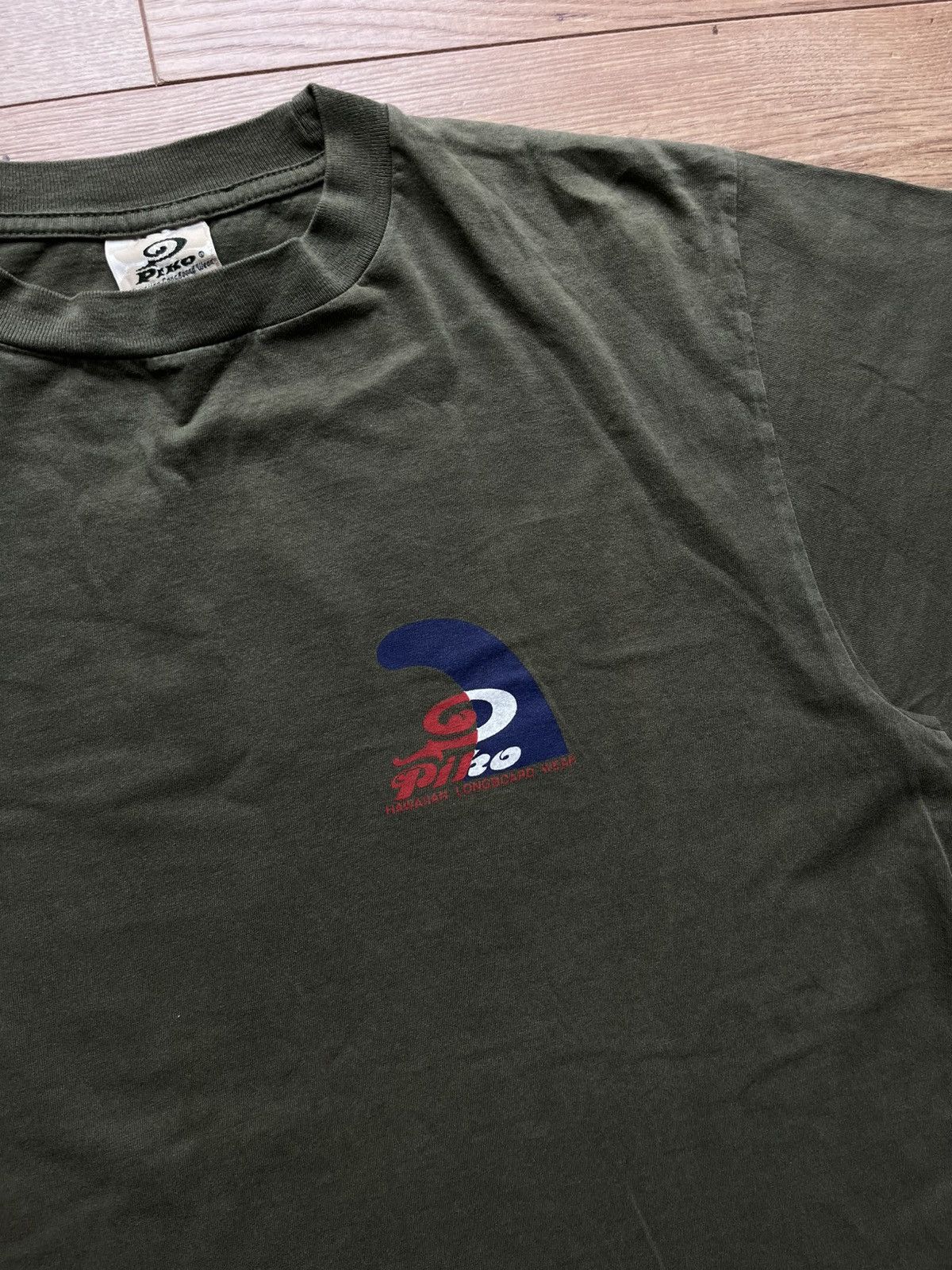 Japanese Brand 90’s PIKO HAWAIIAN LONGBOARD WEAR RETRO SURF TEE BIG LOGO Size US M / EU 48-50 / 2 - 3 Thumbnail