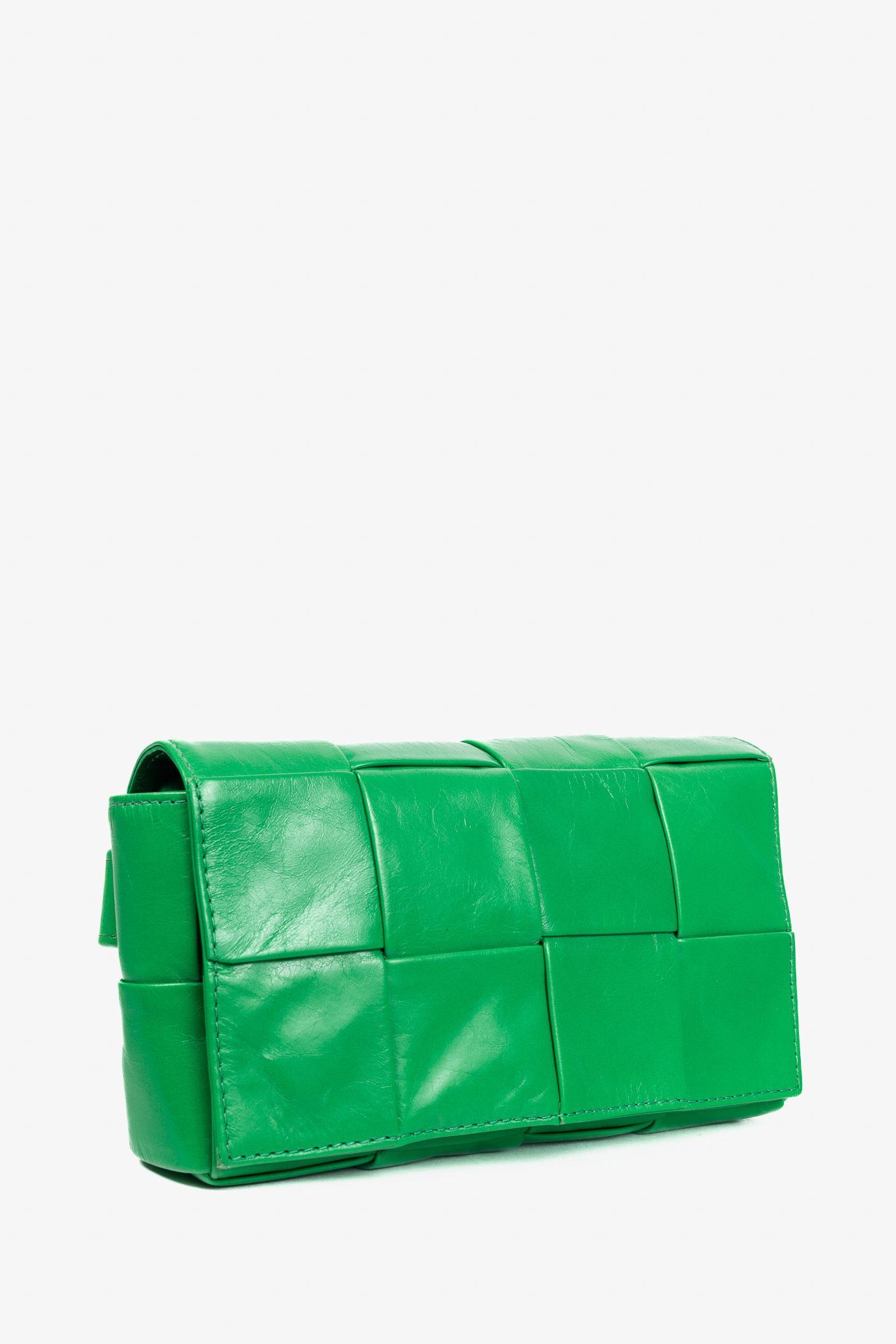 Bottega Veneta Bottega Veneta Cassette Mini Green Intreccio-Woven Belt Bag Size ONE SIZE - 2 Thumbnail