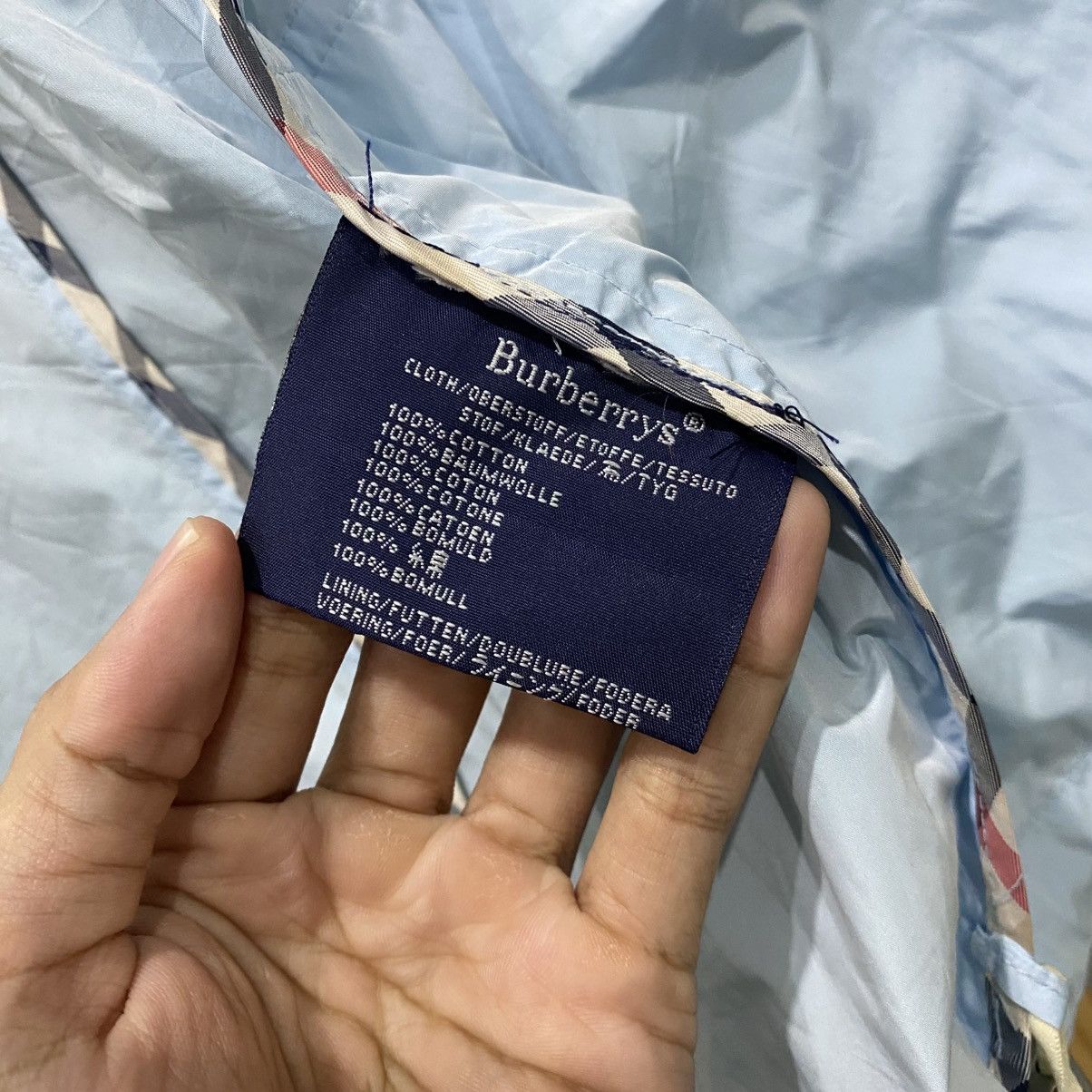 Burberry Prorsum Vintage Burberrys Light Blue Windbreaker Made In UK Size US L / EU 52-54 / 3 - 20 Thumbnail