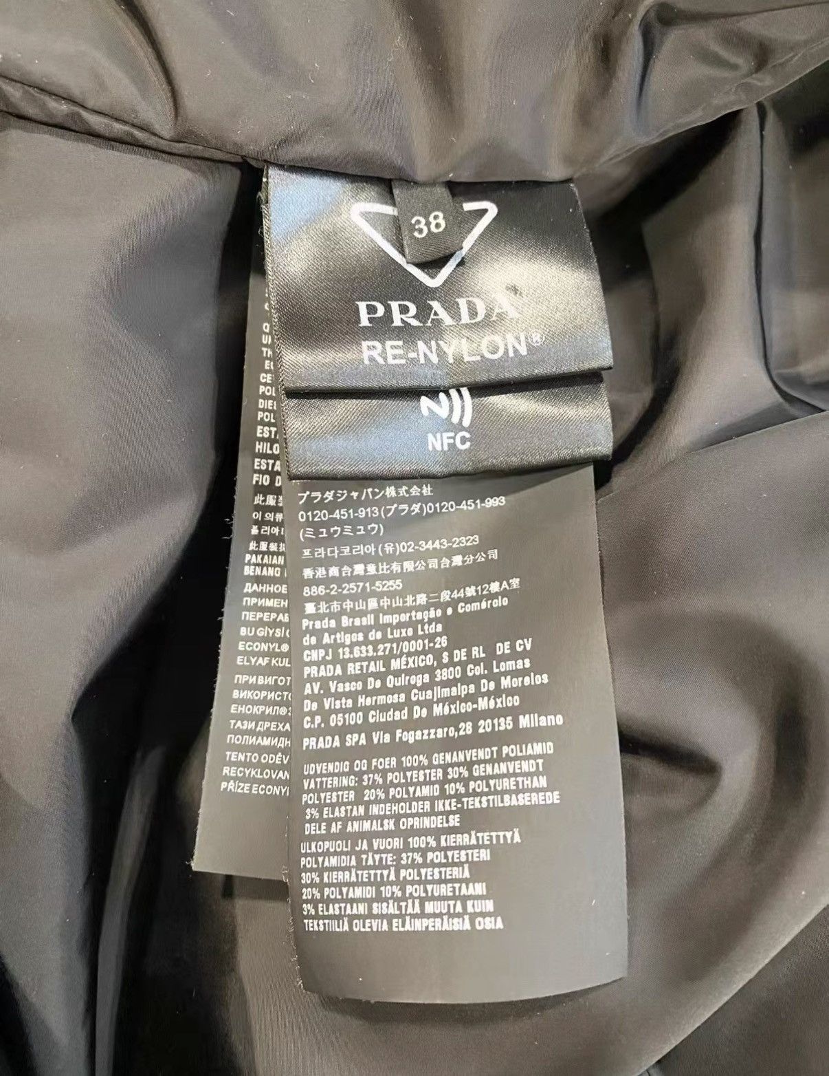 Prada Prada Classic Black Nylon Hooded Cotton Coat J33 Size XS / US 0-2 / IT 36-38 - 6 Thumbnail