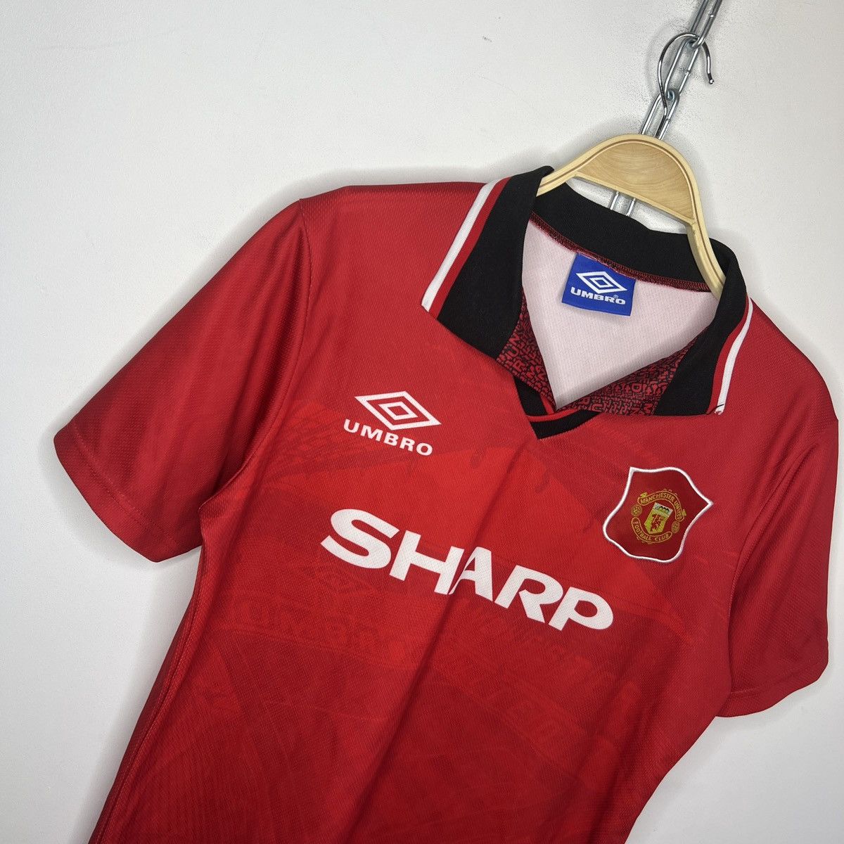Umbro Manchester United Vintage New Soccer Jersey Size US M / EU 48-50 / 2 - 3 Thumbnail