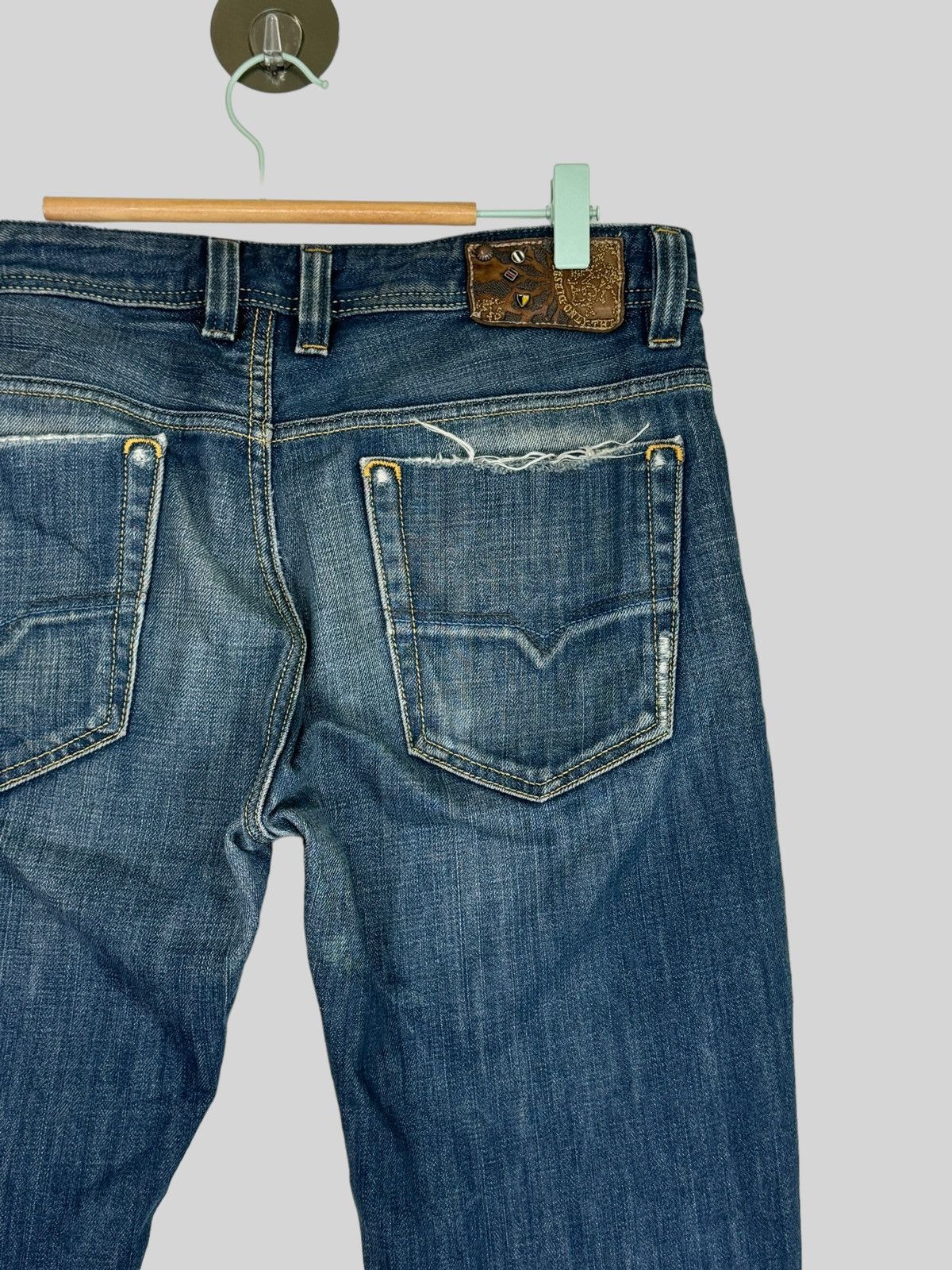 Diesel × Hysteric Glamour × Japanese Brand VTG DIESEL INDUSTRY DISTRESSED MOD VIKER MUD WASH DENIM Size US 31 - 11 Thumbnail