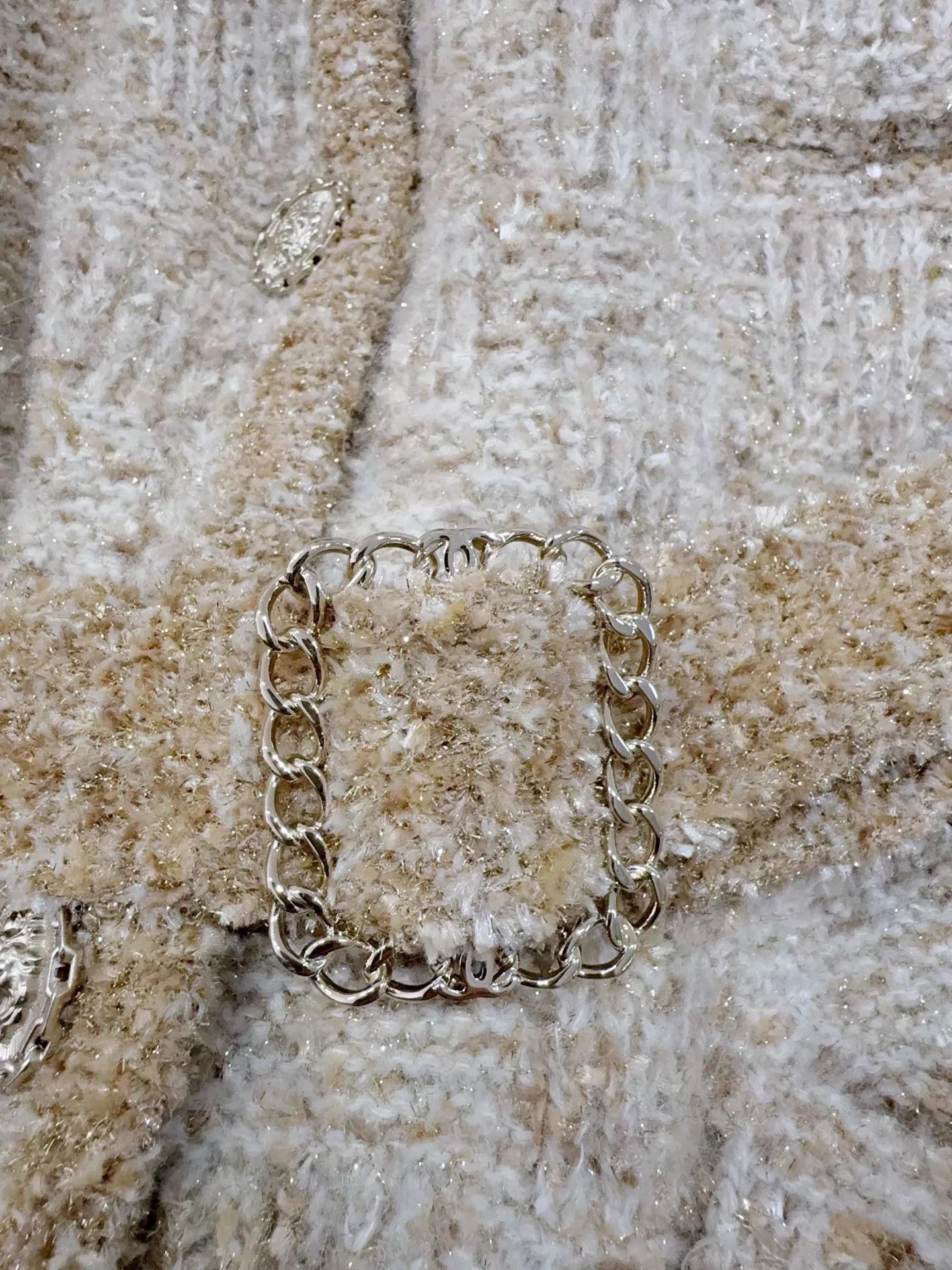 Chanel Chanel 20A Long Sweater Coat 3-Pocket Beige Gold EU38 Belt Size S / US 4 / IT 40 - 4 Thumbnail