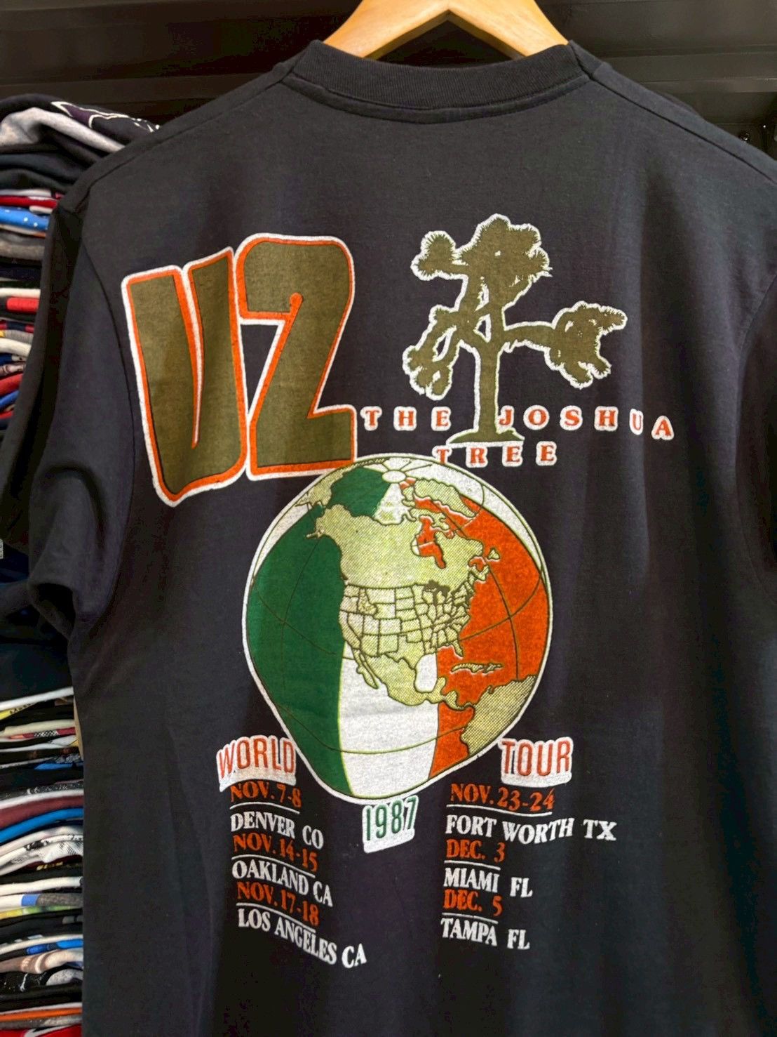 Band Tees U2 vintage tee 1987’s Size US L / EU 52-54 / 3 - 7 Thumbnail