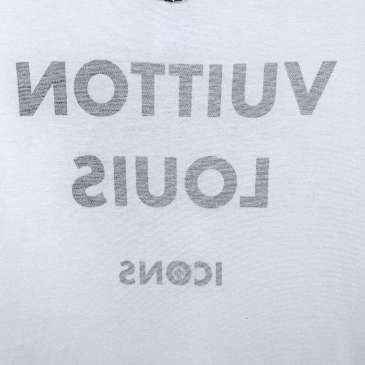 Louis Vuitton Louis Vuitton Lv 2021 Reverse Logo Print Chain-Decorated Whi Size M / US 6-8 / IT 42-44 - 6 Thumbnail