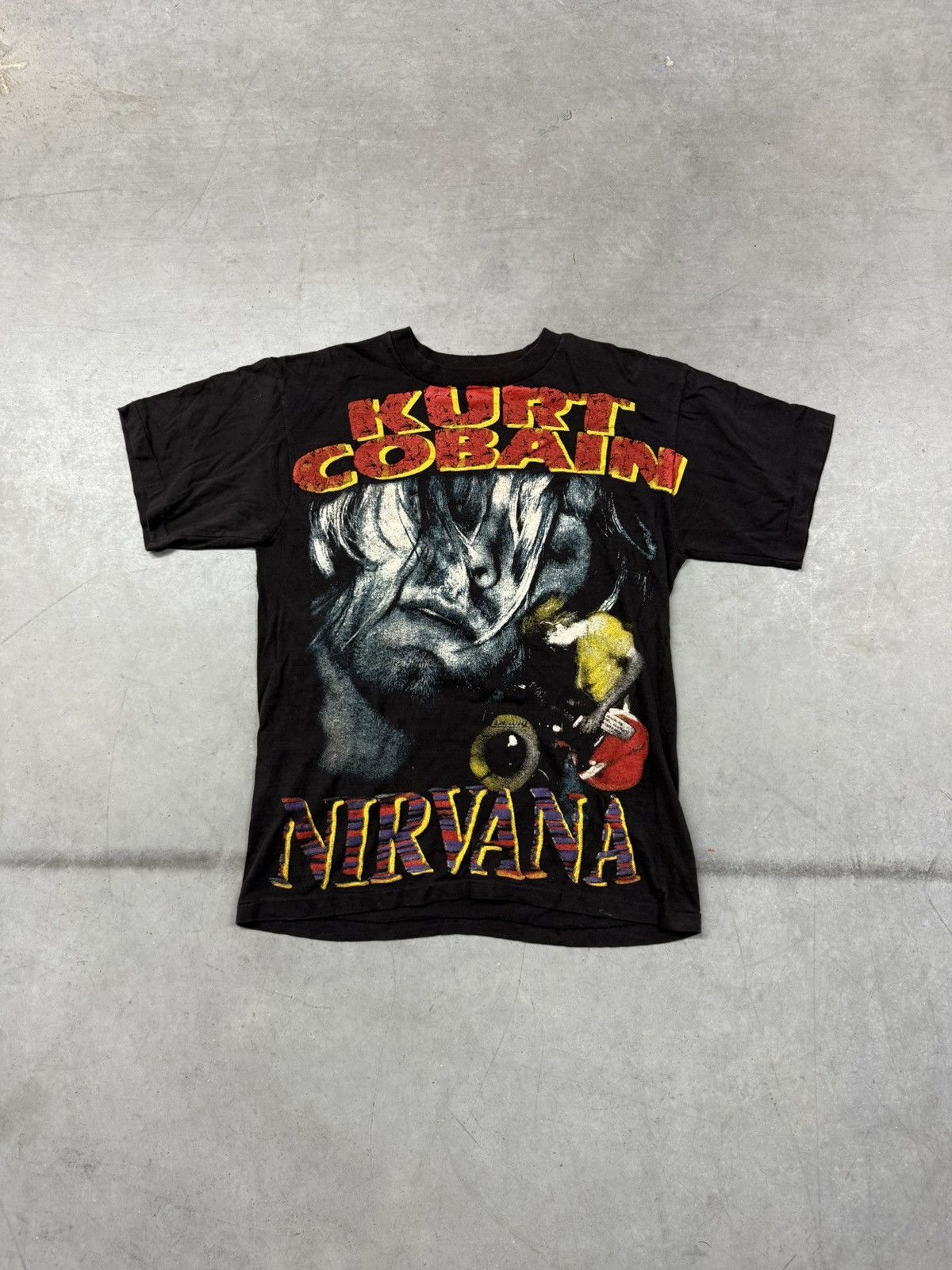 Vintage Vintage Kurt Cobain Nirvana Band Tee Size US L / EU 52-54 / 3 - 1 Thumbnail