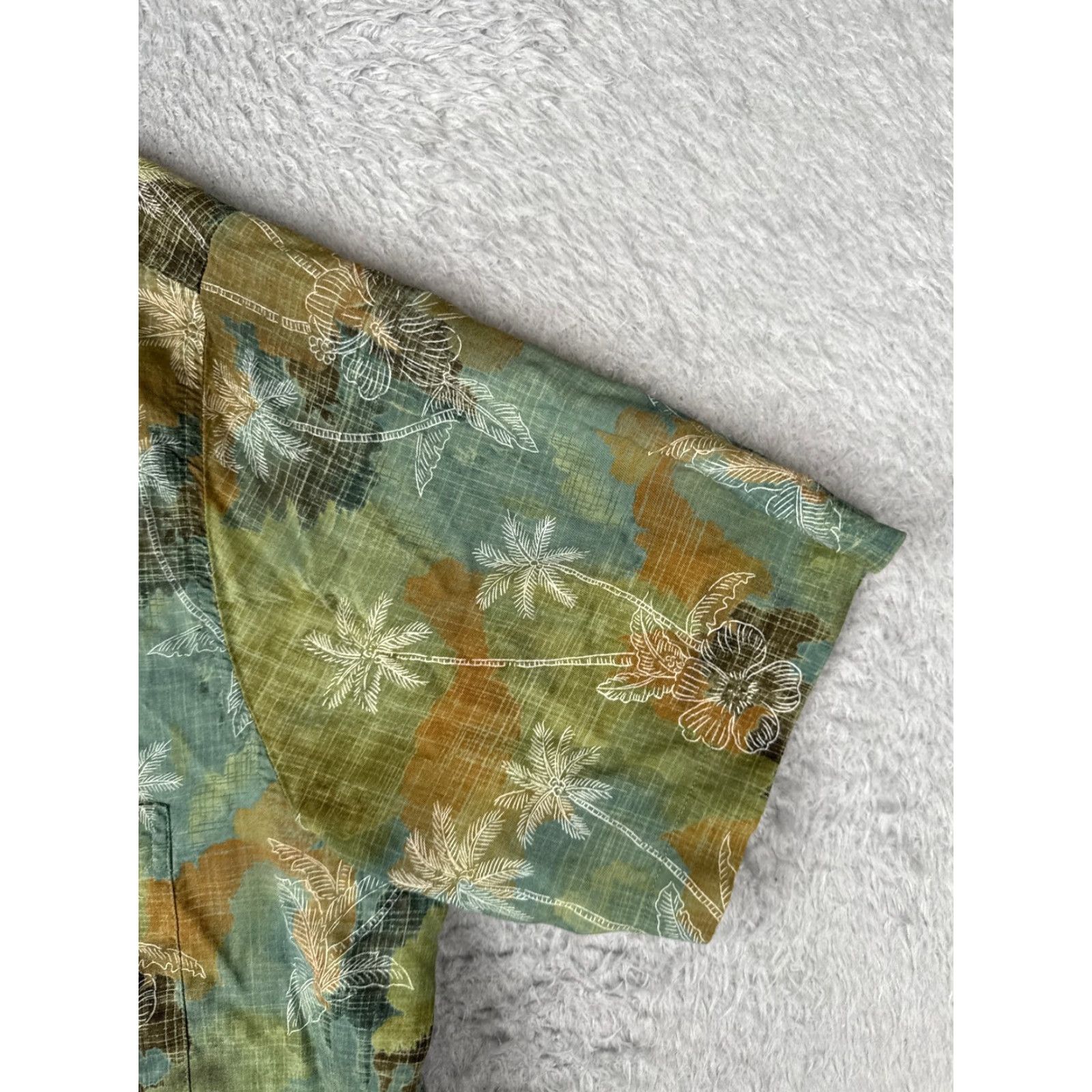 Vintage Batik Bay Shirt Adult 2XL Green Floral Button Hawaiian 100% Rayon Batik Bay Button-Up Aloha Hawaiian Resort Size US XXL / EU 58 / 5 - 3 Thumbnail