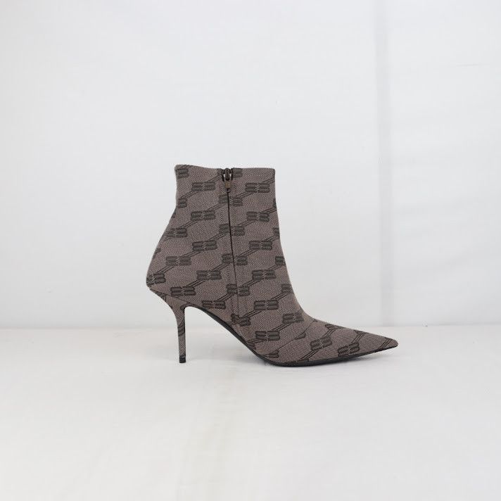Balenciaga o1rshd1 BB Monogram Jacquard Knife Bootie in Dark Brown Size US 8 / IT 38 - 2 Thumbnail