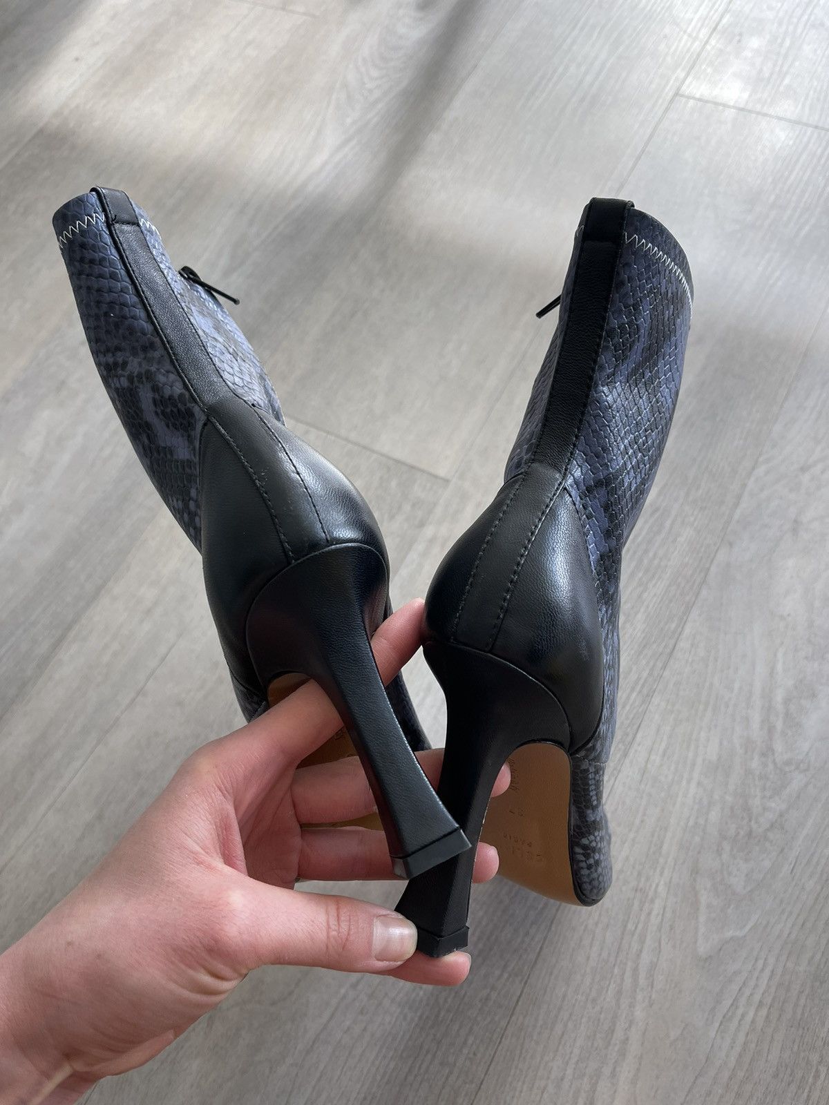 Celine Celine Madame Python Leather Ankle Boots Size US 7 / IT 37 - 5 Thumbnail