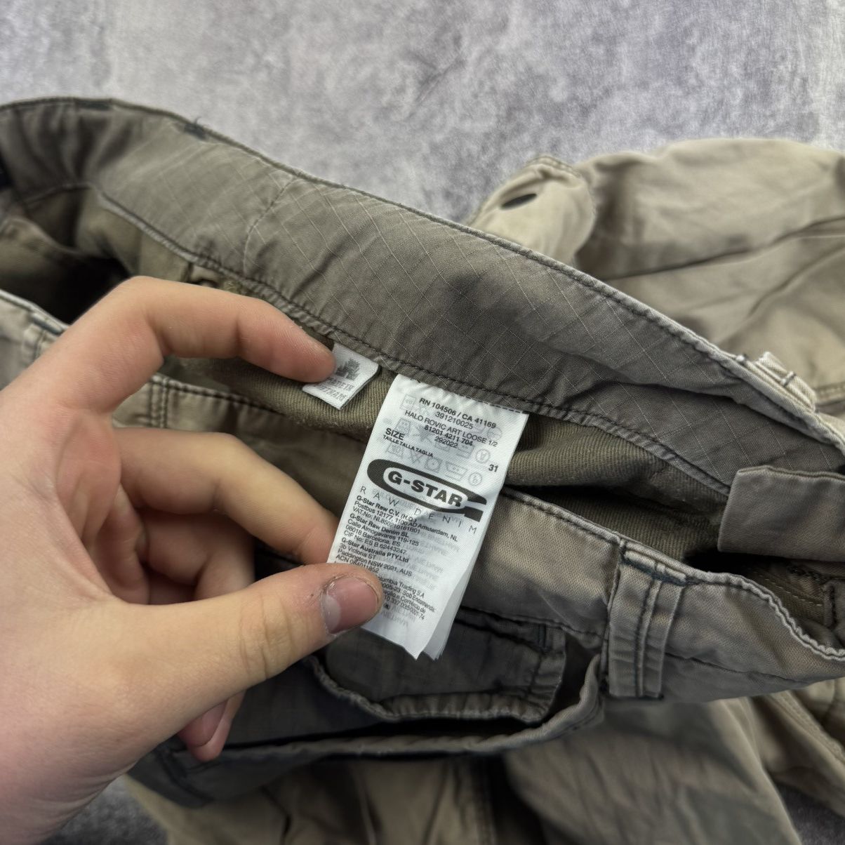 G-Star G-Star big logo mens cargo shorts Size US 31 - 11 Thumbnail