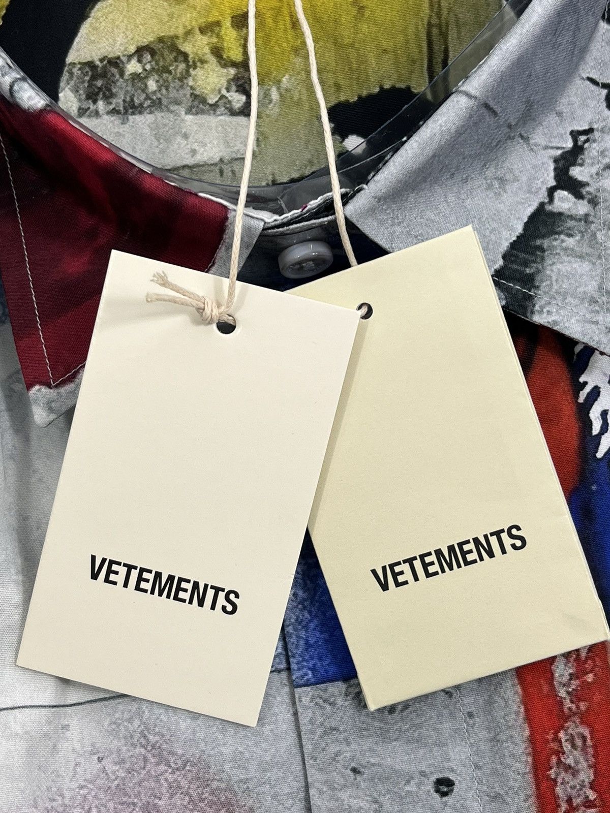 Vetements GRAFFITI PRINT SHIRT Size US XXL / EU 58 / 5 - 5 Thumbnail