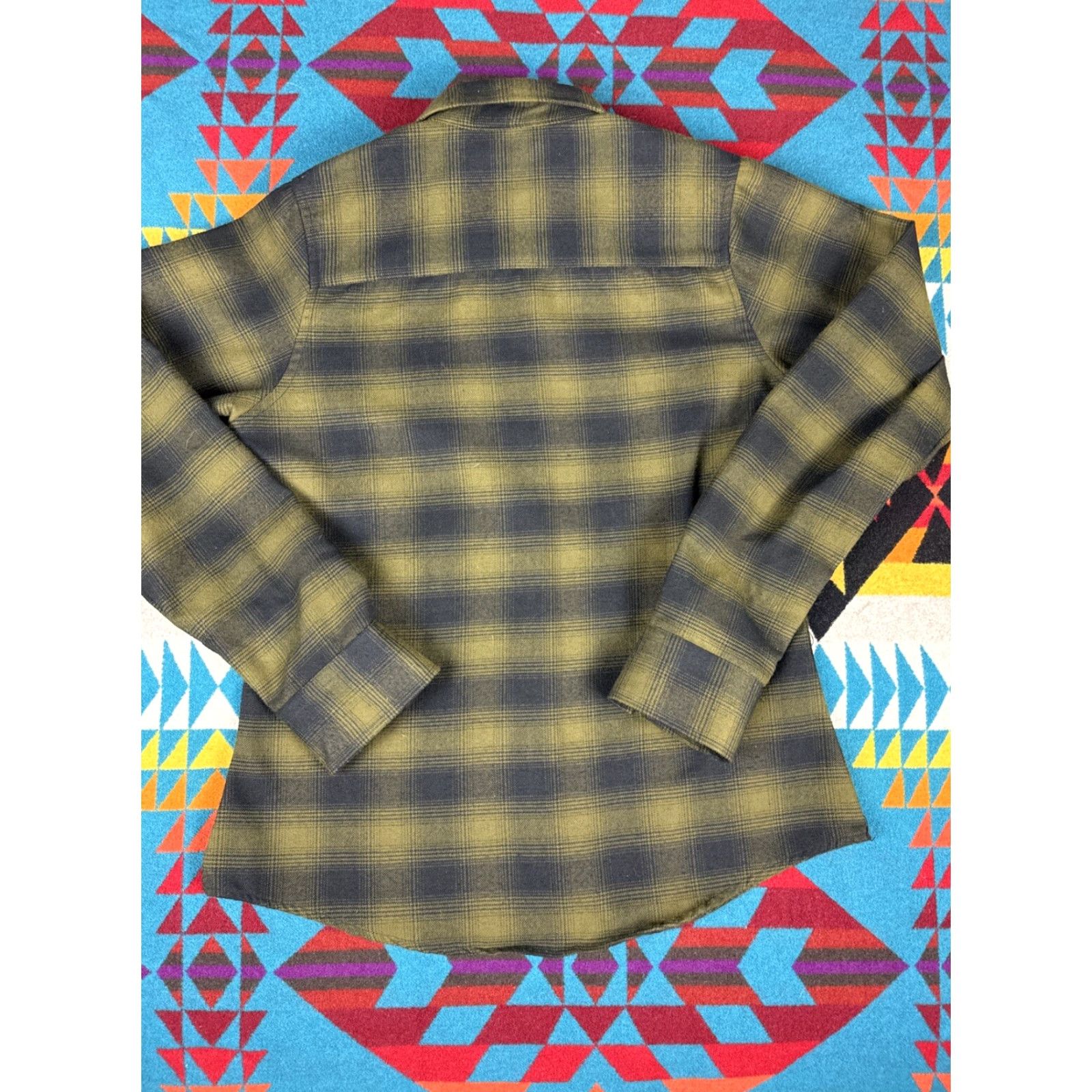 CO Dixxon Flannel Co Form And Function Plaid Button-Up Women’s S Green Black Small Fabric Type Flannel Ladies Small S Women’s Regular Size Green Plaid Size S / US 4 / IT 40 - 4 Thumbnail