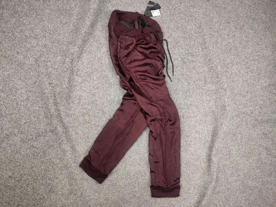 G-Star G Star Raw Bronson 3D Pull on Low Tapered Burgundy Pants Size 34" / US 12 / IT 48 - 1 Thumbnail