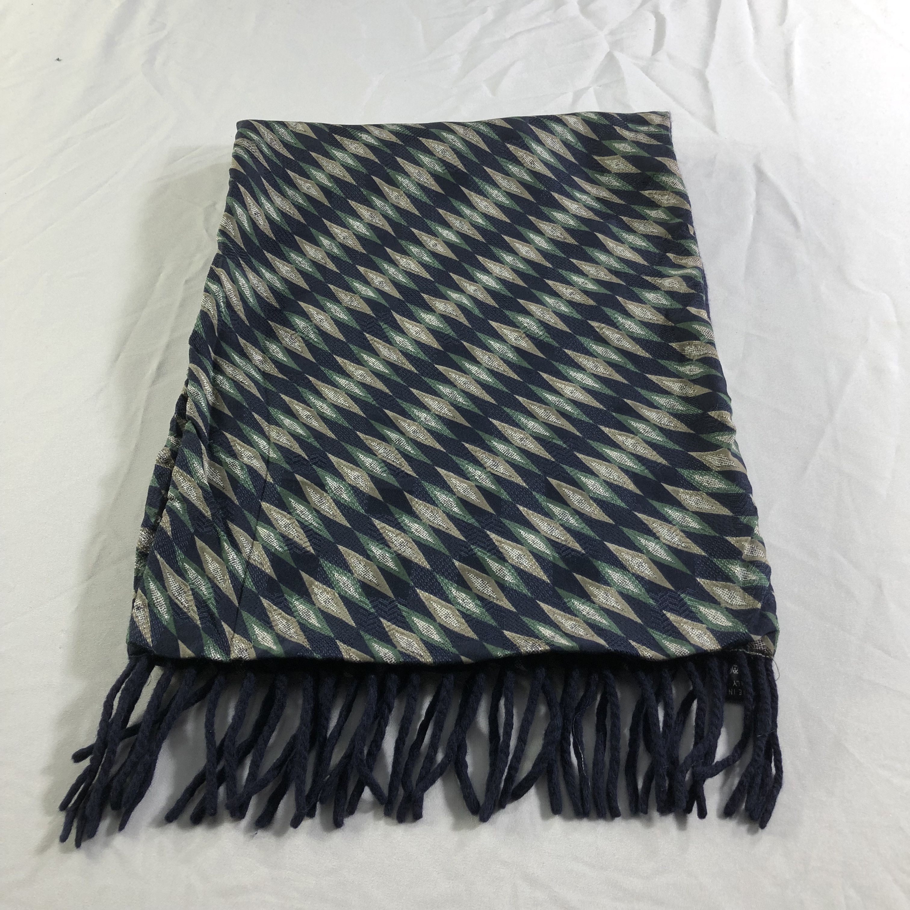 Vintage Luxury Design Silk/Wool Scarf Muffler Neckwear V2232 Size ONE SIZE - 2 Thumbnail