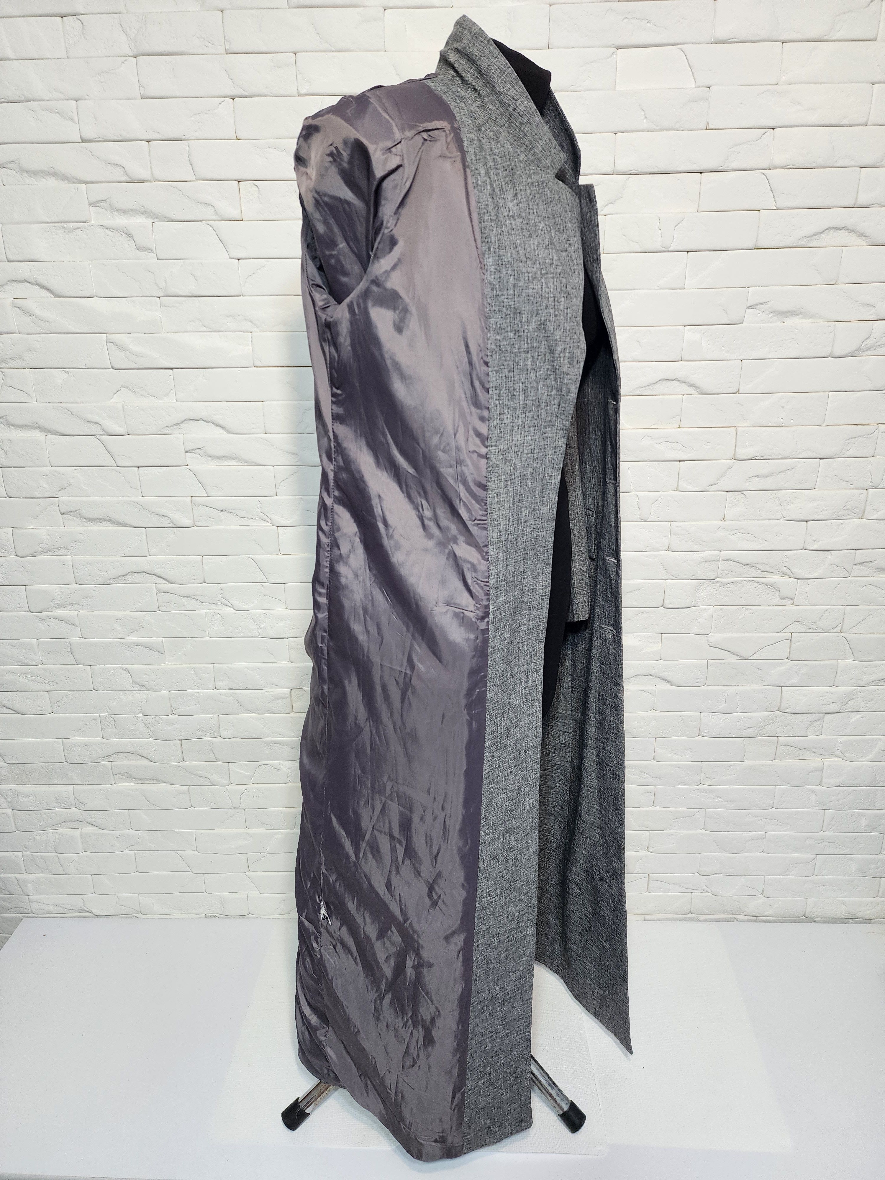 Designer Women's gray long coat. Size L / US 10 / IT 46 - 7 Thumbnail