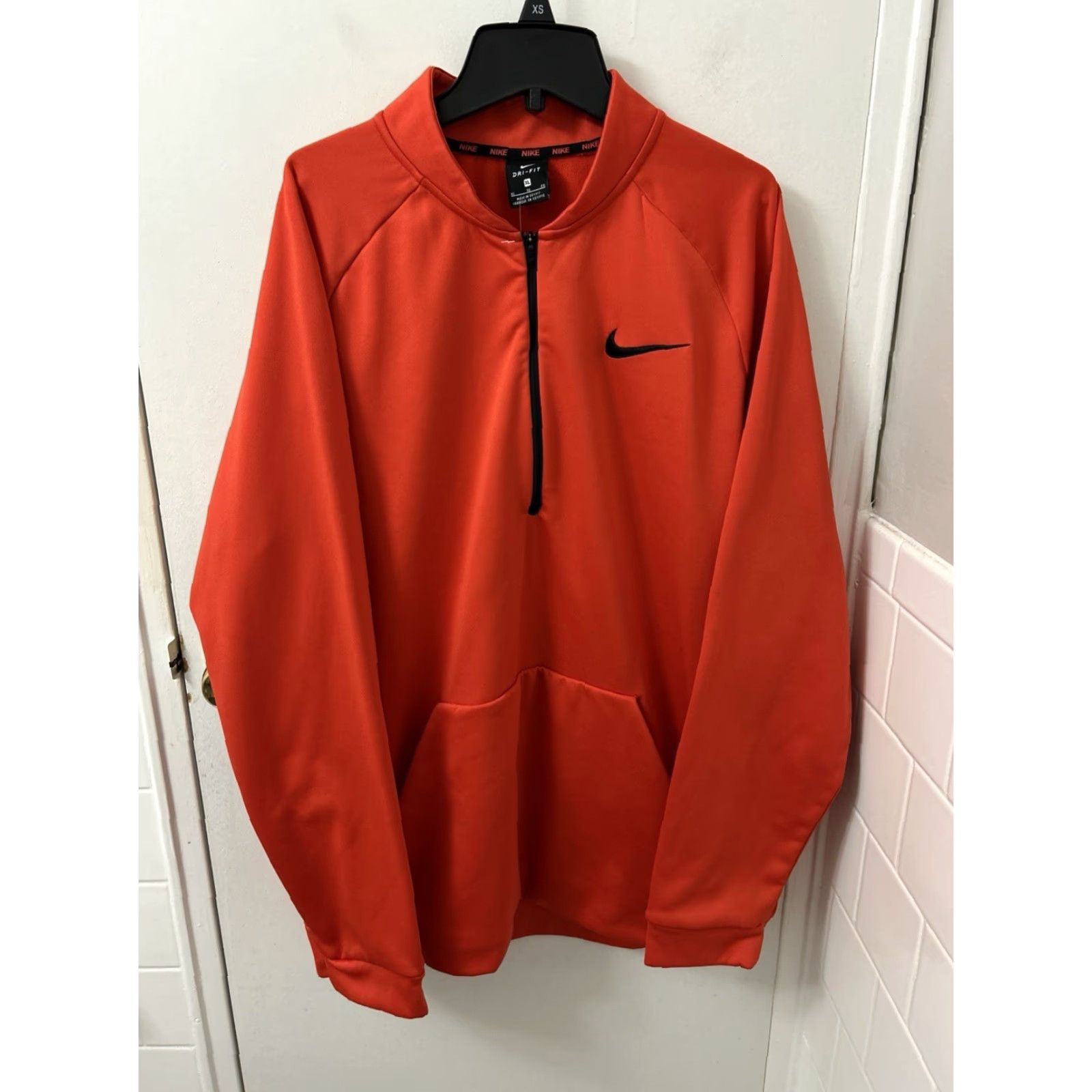 Nike Nike Dri-FIT Quarter Zip Pullover Hoodie Sweatshirt - 1/4 Zip Mens XL Orange Red Pocket Mock Neck Size US XL / EU 56 / 4 - 2 Thumbnail