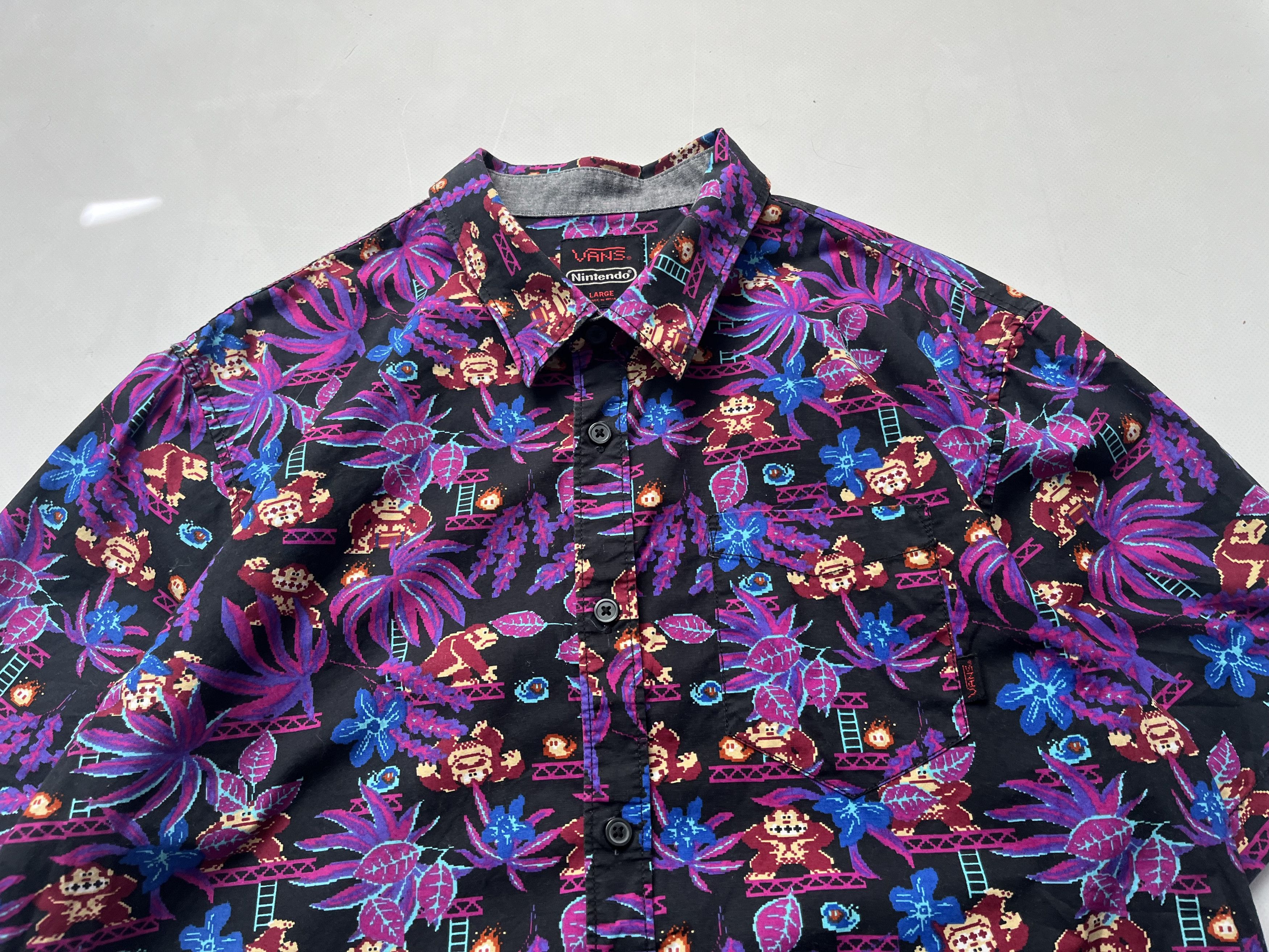 Nintendo × Vans Vans Nintendo shirts Size US L / EU 52-54 / 3 - 2 Thumbnail