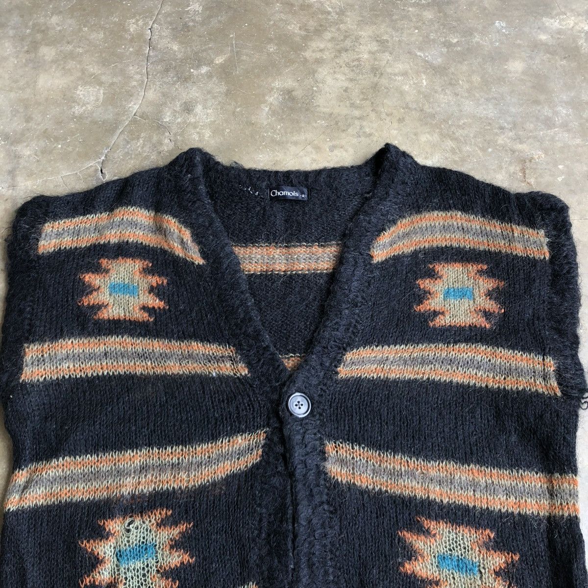 Japanese Brand 2000s Chamois Navajo Motif Mohair Wool Knit Vest Black Size US L / EU 52-54 / 3 - 2 Thumbnail