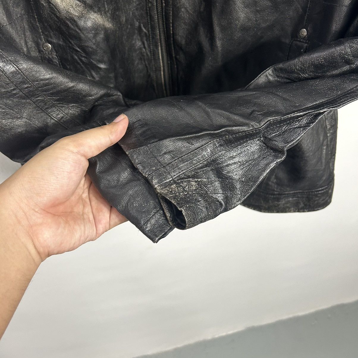 Guess × Vintage Vintage Guess Leather Ride Jacket Size US L / EU 52-54 / 3 - 8 Thumbnail