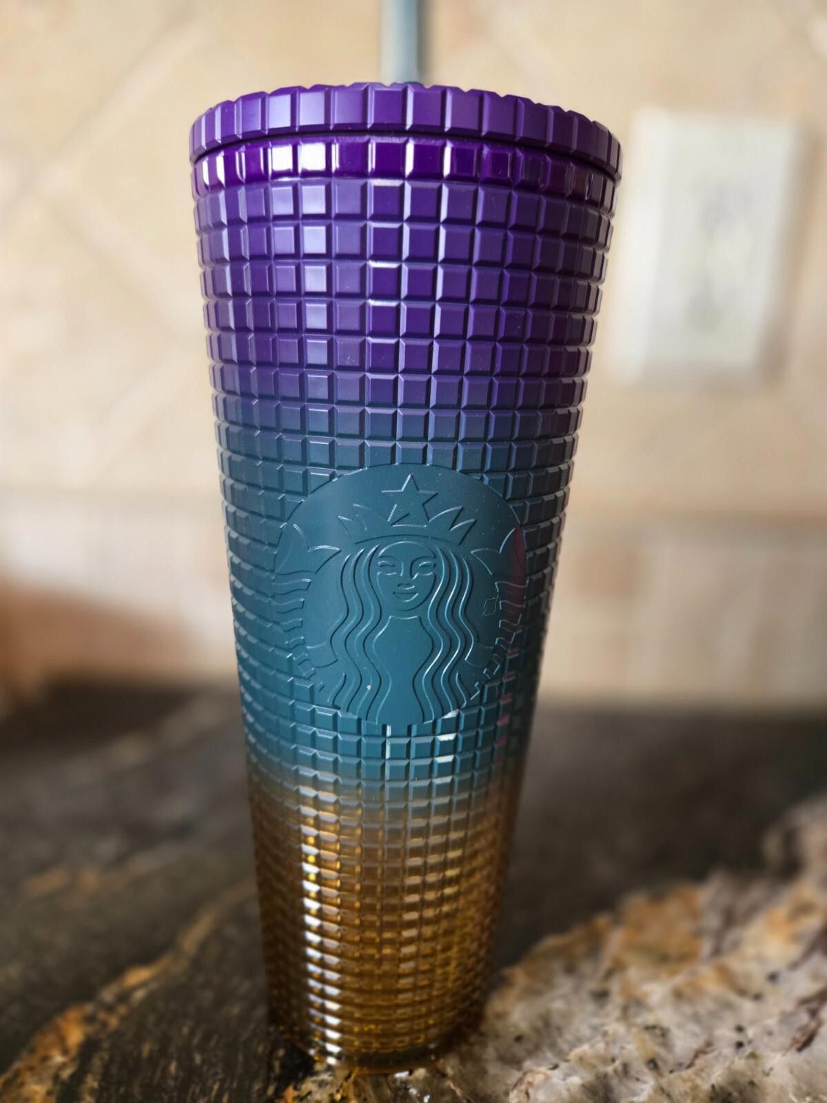 Designer Starbucks Gradient Ombre Rainbow Tumbler 2024 Straw 24oz NEW Size ONE SIZE - 1 Thumbnail