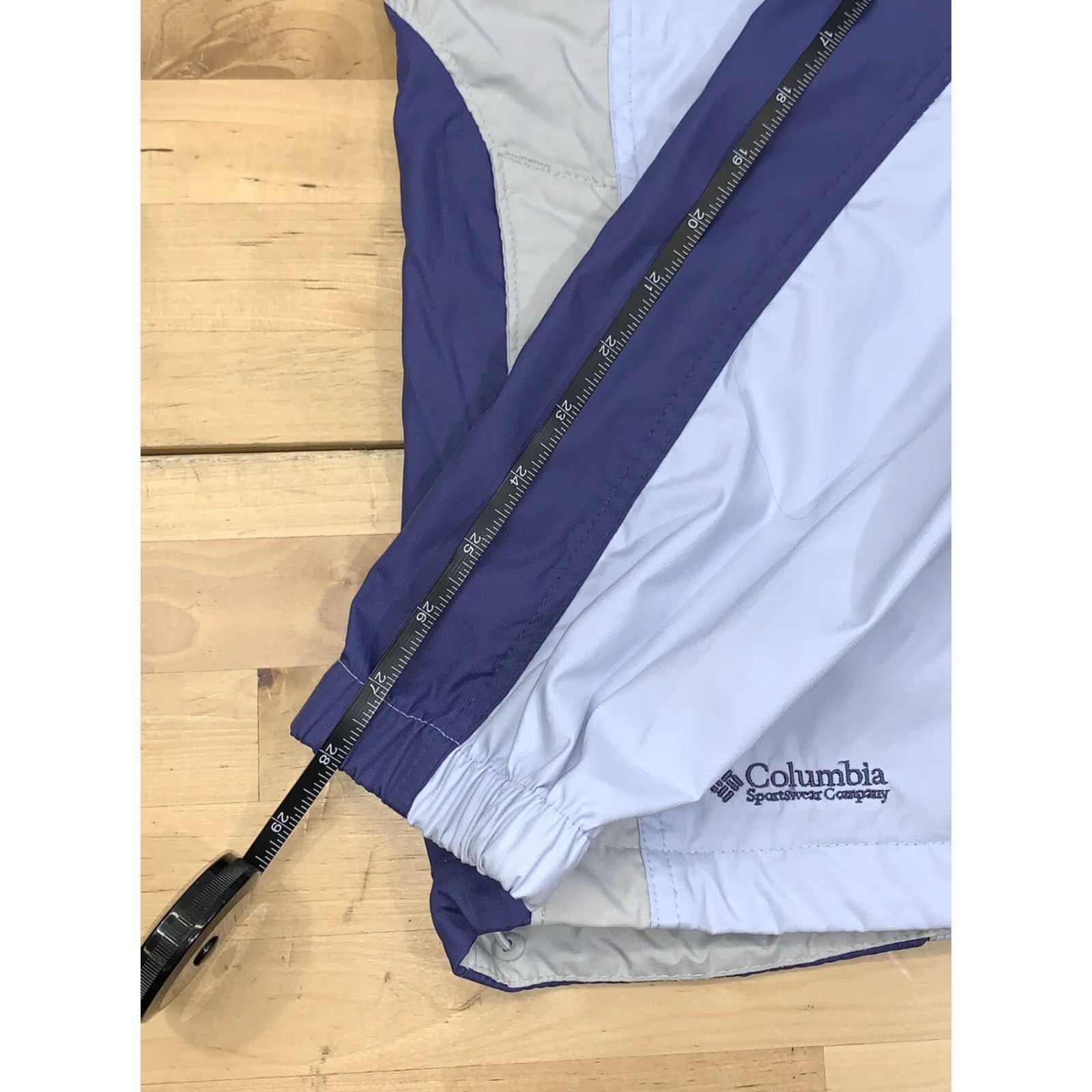 Vintage Columbia Womens Rain Jacket XL Purple Outdoor Softshell Nylon Jacket Women Rain Coat 5663 Size XL / US 12-14 / IT 48-50 - 7 Thumbnail