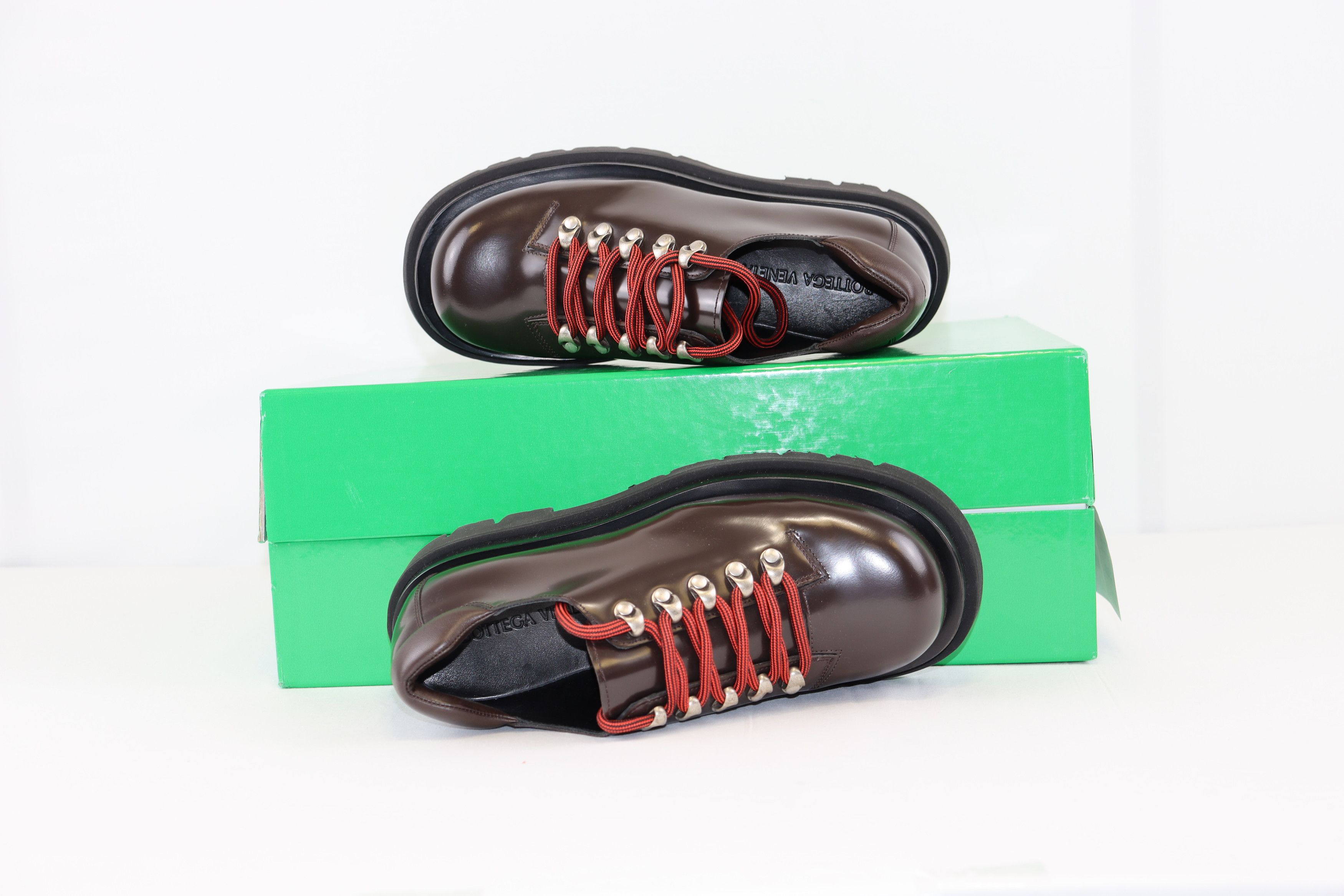 Bottega Veneta o1rshd1 Q:3 / Lug Lace up Leather Boots in Fondant Size US 7 / EU 40 - 13 Thumbnail