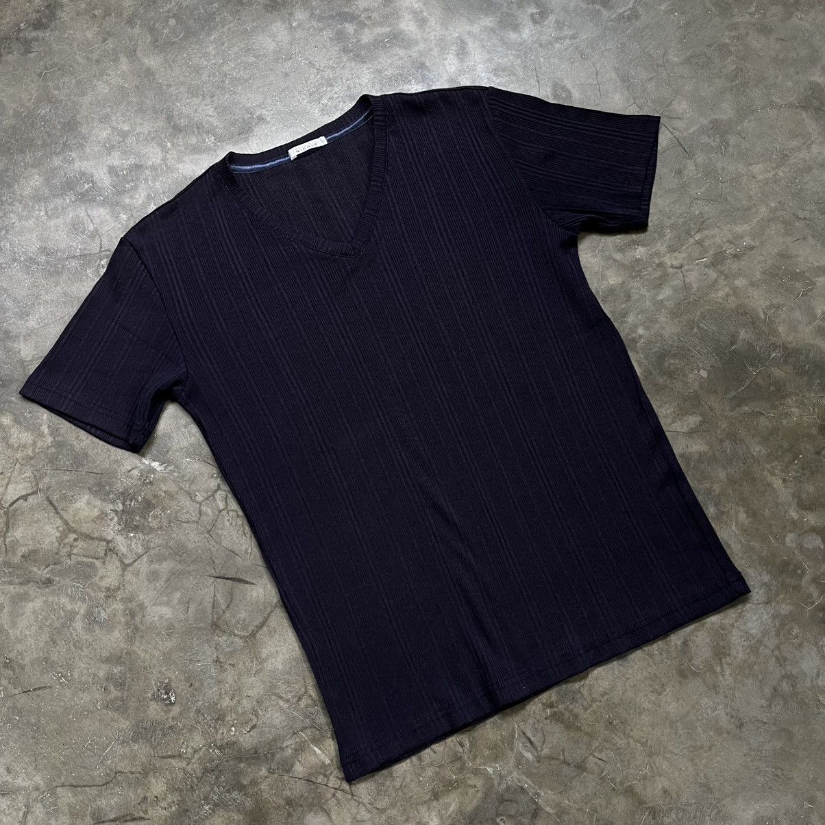If Six Was Nine 2000s Hideaways If Six Was Nine Style Ribbed V Neck T-shirt Size US M / EU 48-50 / 2 - 2 Thumbnail