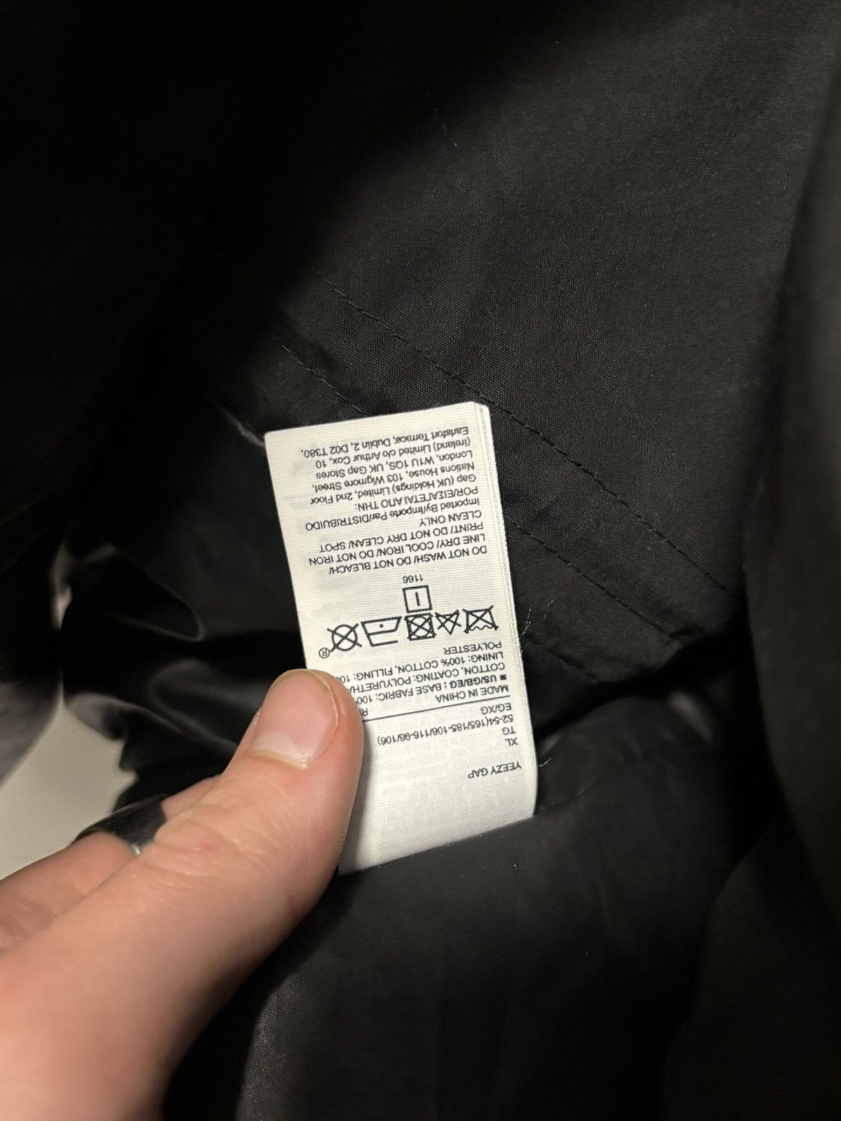 Balenciaga × Gap × Yeezy Yeezy puffer Size US XL / EU 56 / 4 - 5 Thumbnail