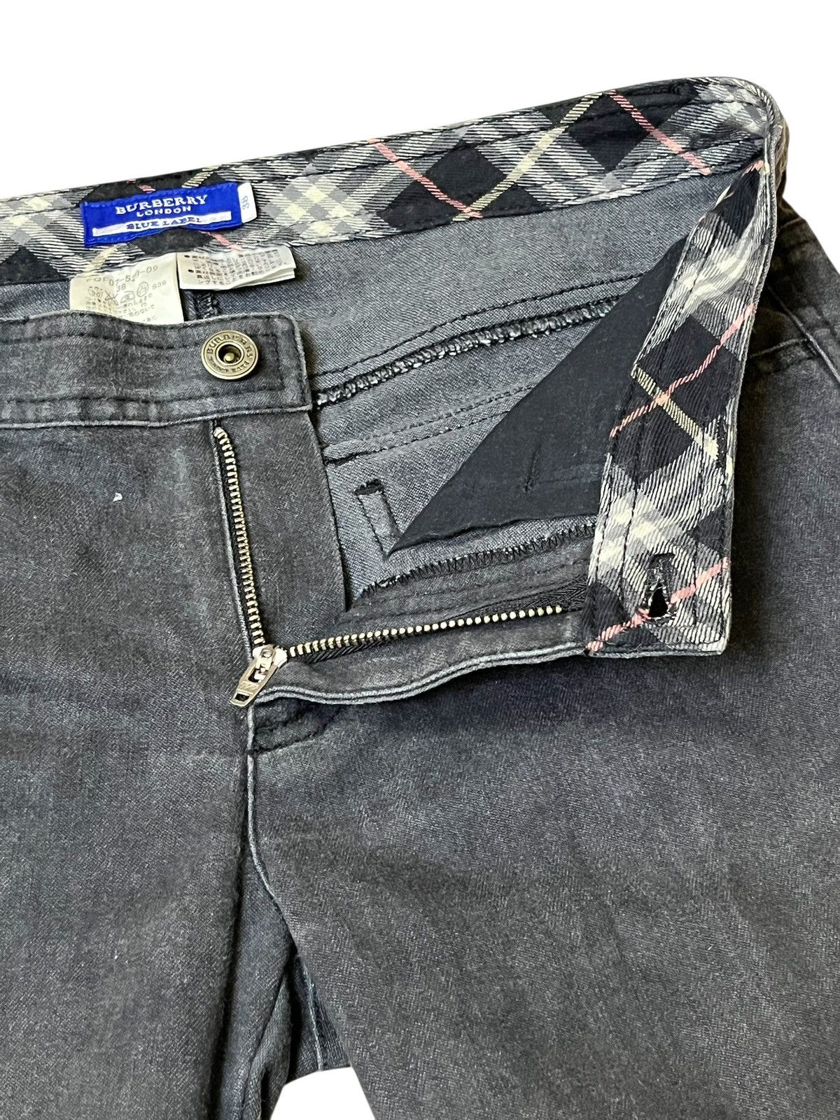 Burberry Iconic🔥BURBERRY BLUE LABEL ankle cropped jeans Size 30" / US 8 / IT 44 - 10 Thumbnail
