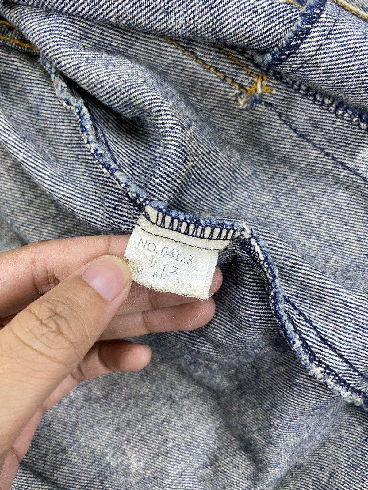 Japanese Brand Vintage Holiday Out Blue Washed Trucker Denim Jacket Size US L / EU 52-54 / 3 - 12 Thumbnail