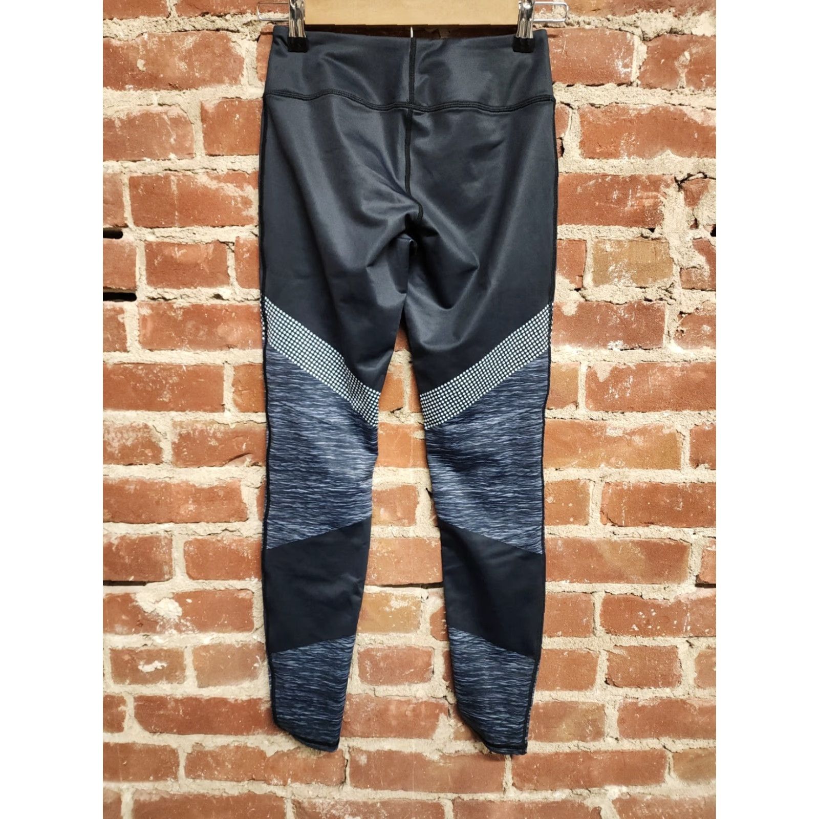 Vintage Hylete Leggings Women Black Gray Small Skinny Pockets Compression Activewear XS? Size 28" / US 6 / IT 42 - 2 Thumbnail