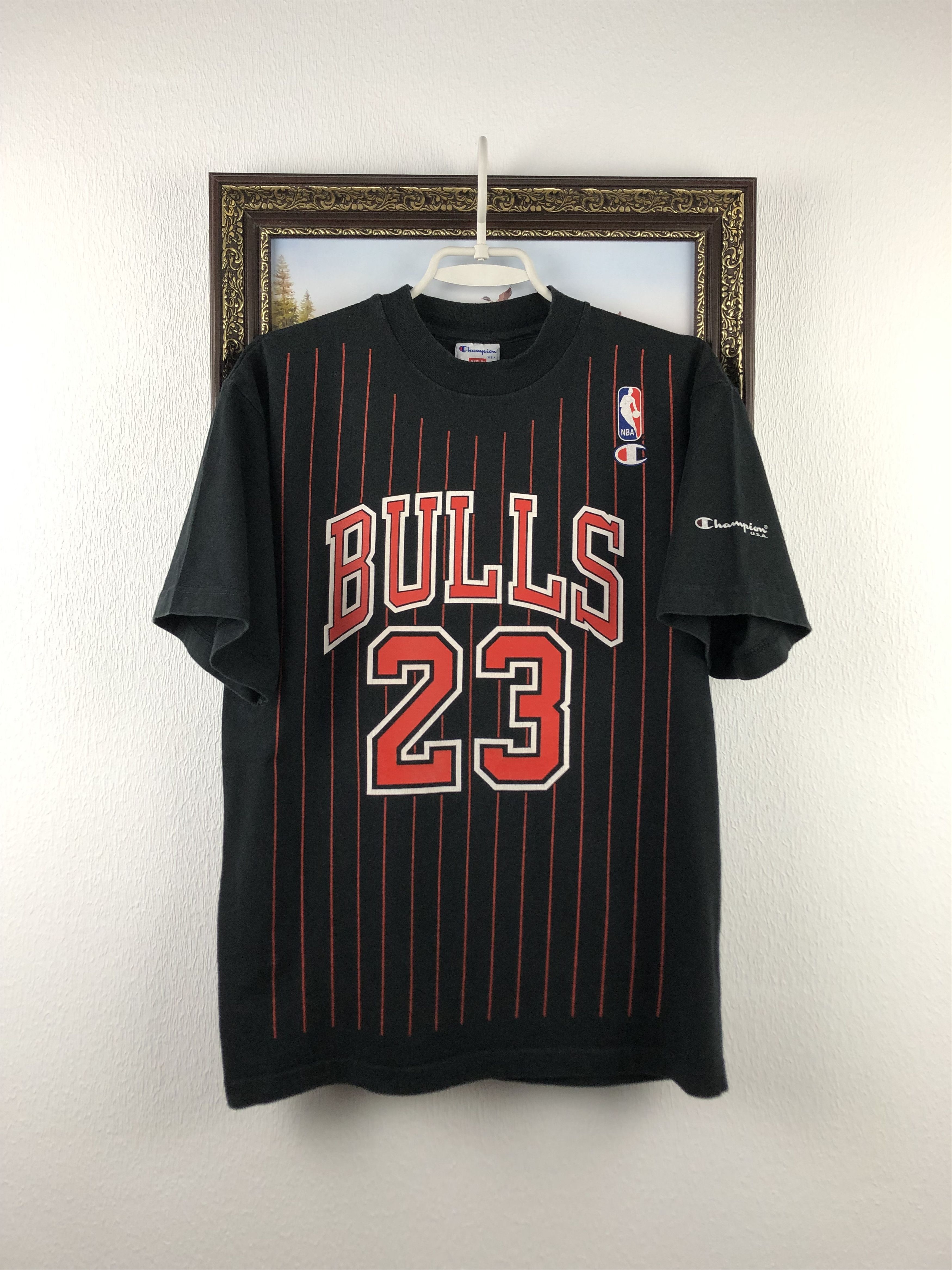 Vintage 90's Chicago Bulls 23 Jordan Jersey NBA Train Shirt