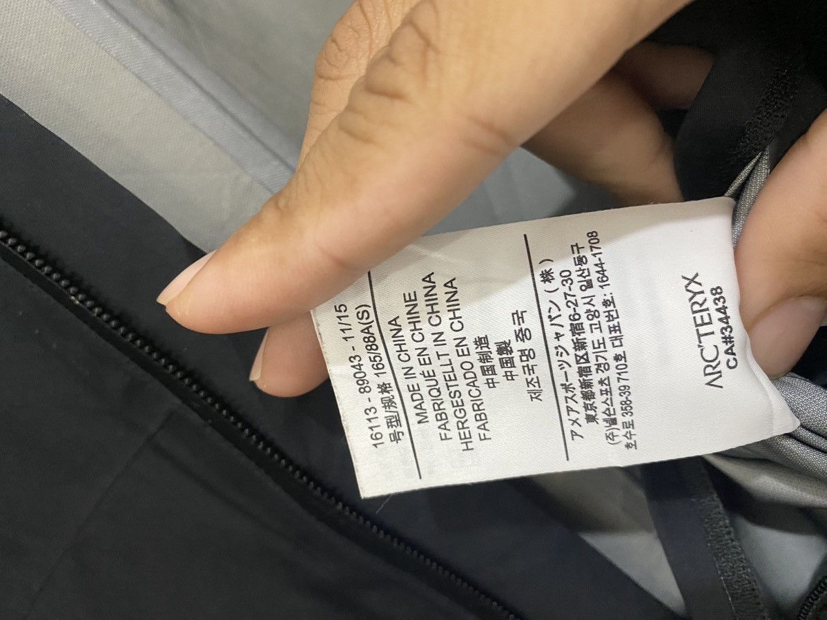 Arc'teryx Arc’teryx Gore-tex Codetta Cinch Waterproof Coat Jacket Size S / US 4 / IT 40 - 10 Thumbnail