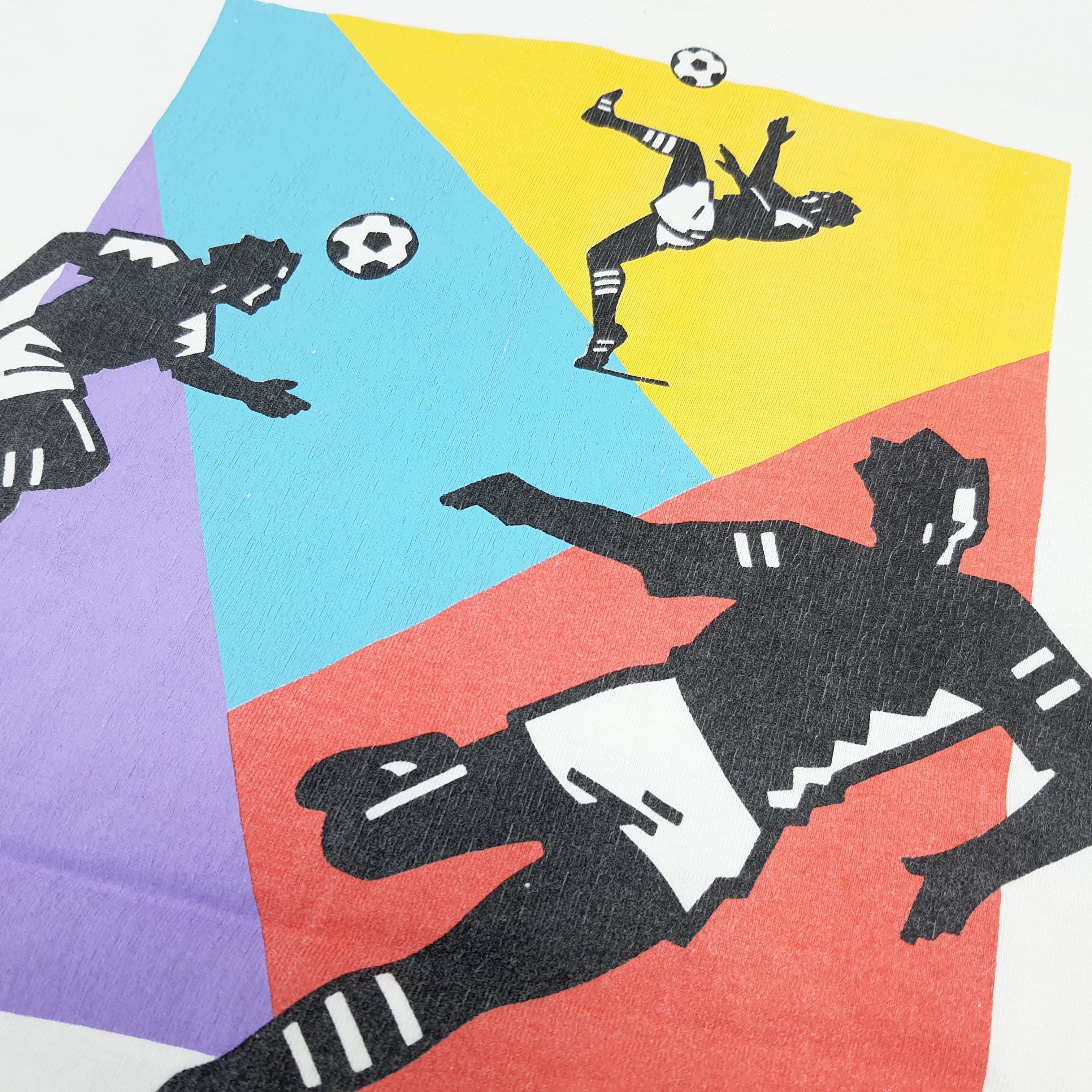Hanes Vintage 90s World Cup USA 94 Soccer Tshirt C299N37 Size US L / EU 52-54 / 3 - 6 Thumbnail