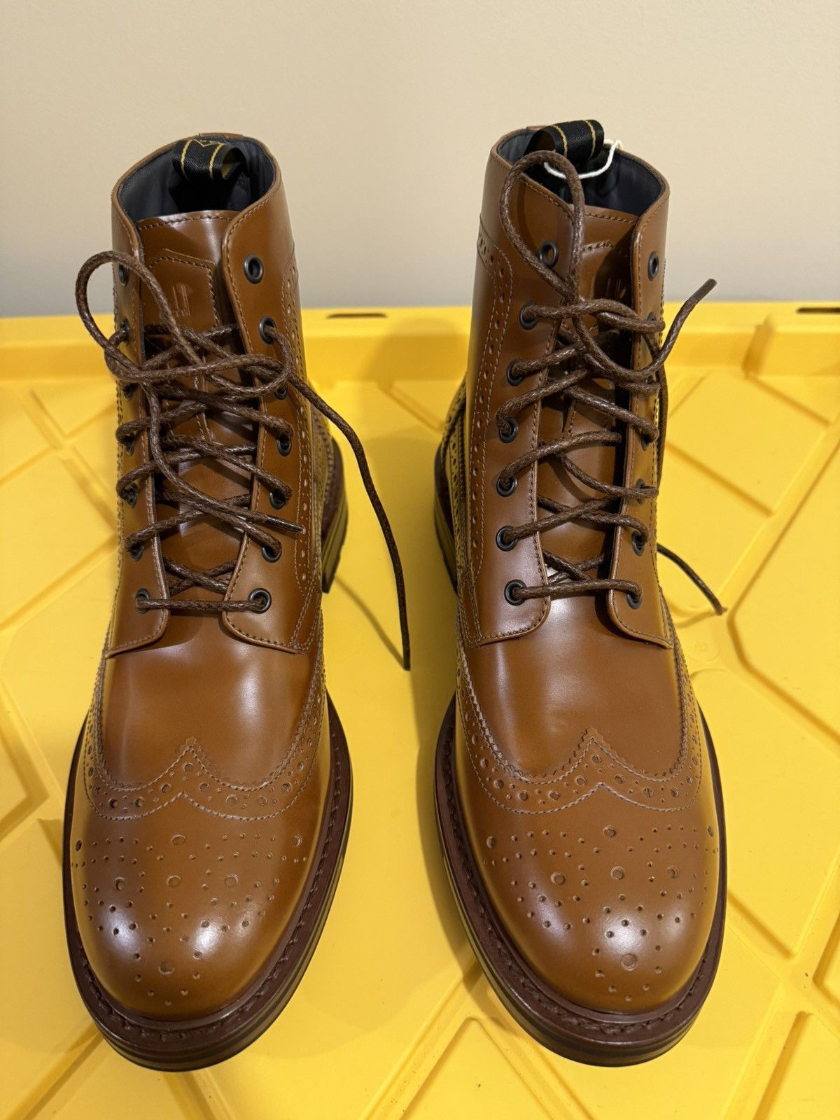 Alfred Dunhill Dunhill Wingtip Boot (Tan) Size US 8 / EU 41 - 1 Thumbnail
