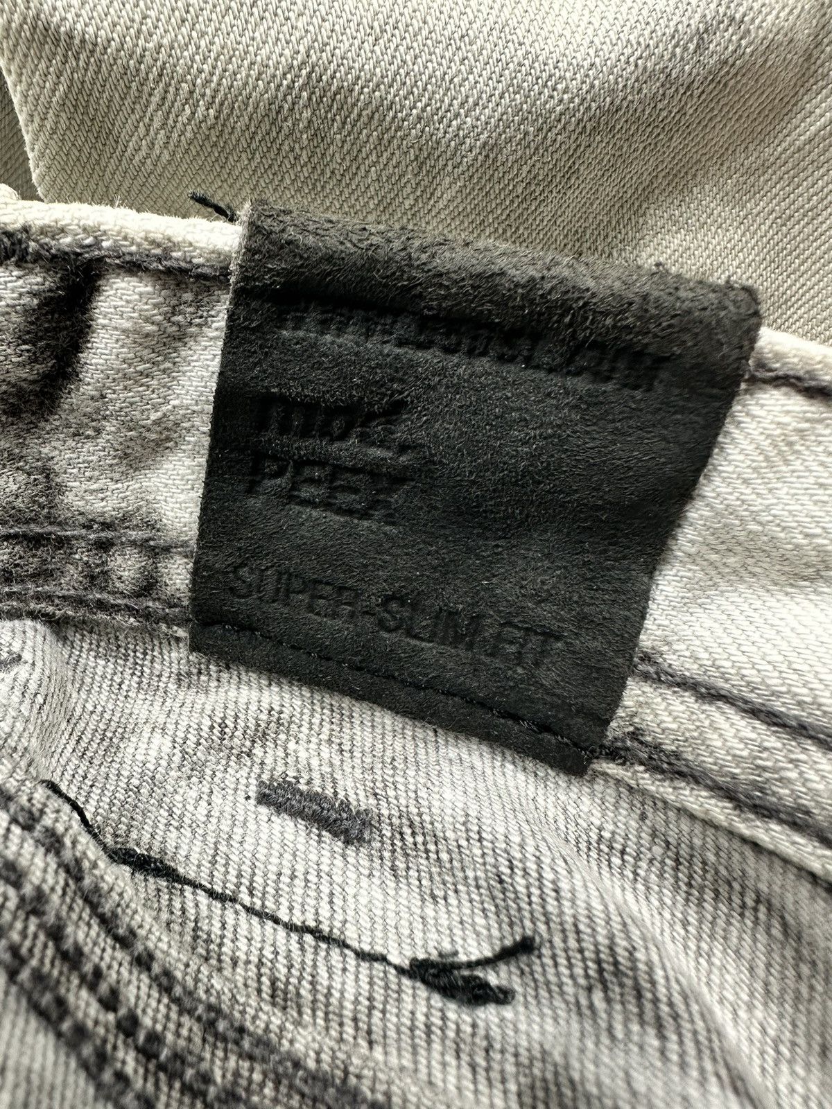 Diesel Vintage Diesel 55 Fifty Five DSL Smokey Washed Denim Size US 32 / EU 48 - 14 Thumbnail
