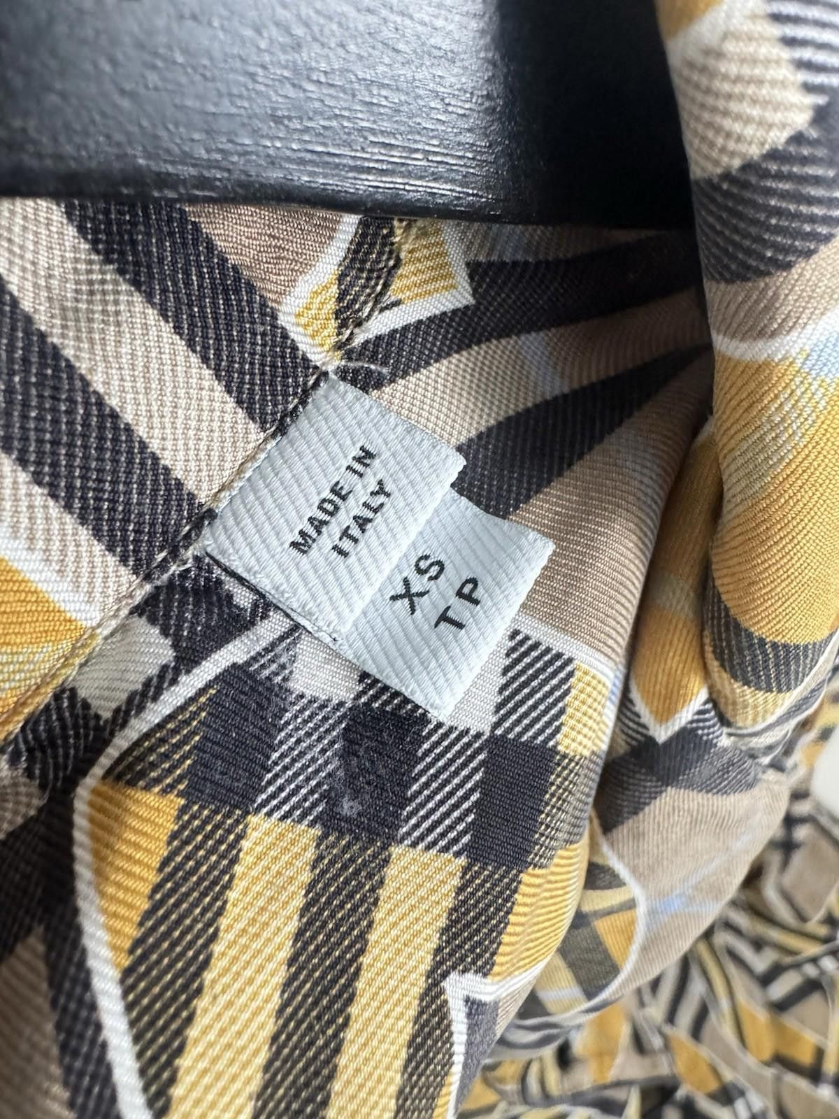 Burberry Burberry Silk Check Logo Print Shirt Yellow Beige SZ XS Size US XS / EU 42 / 0 - 4 Thumbnail