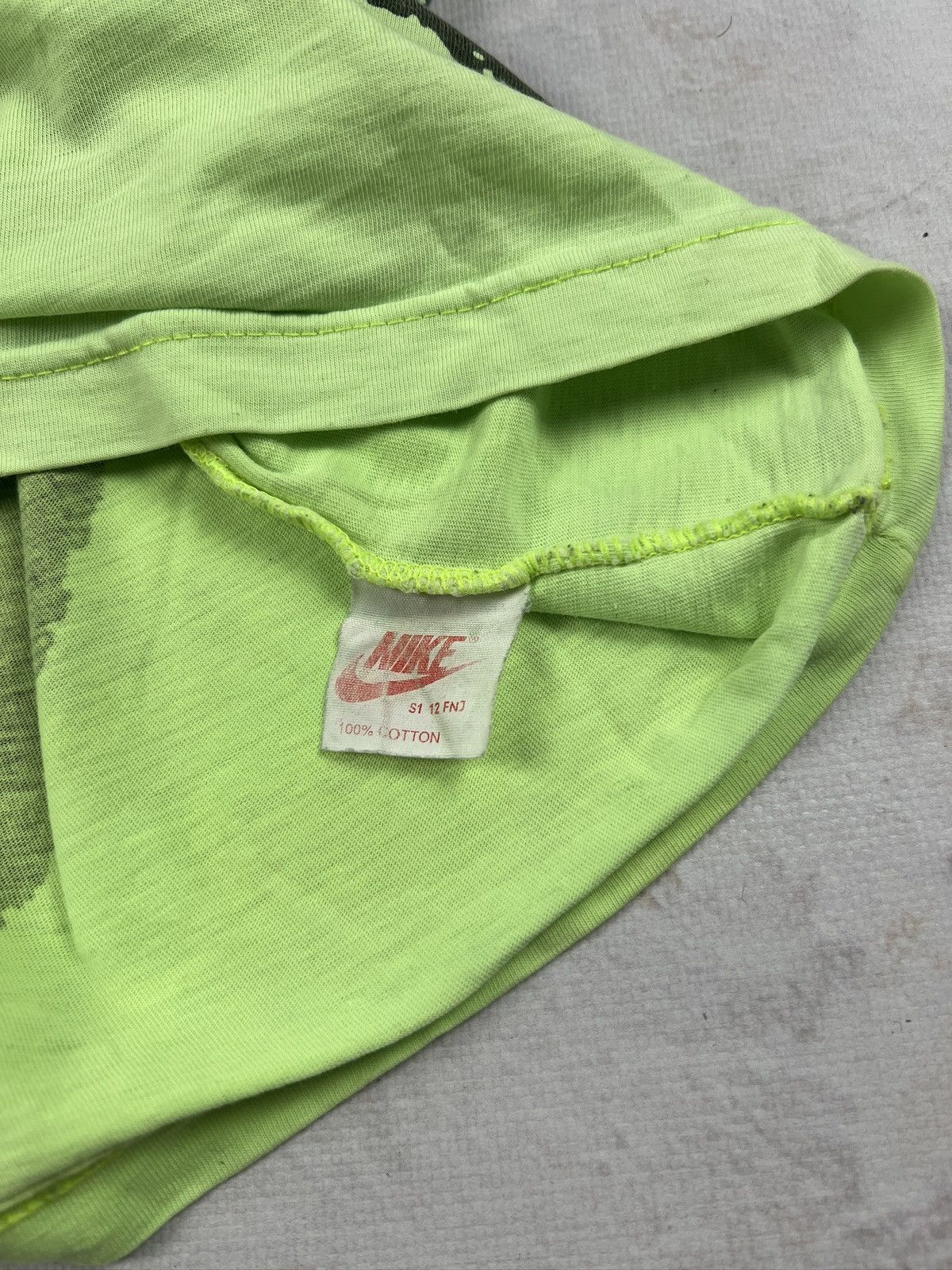Nike Sk8 Streetwear Nike Premier Vintage Surf Fade Japanese LGB Size US L / EU 52-54 / 3 - 11 Thumbnail