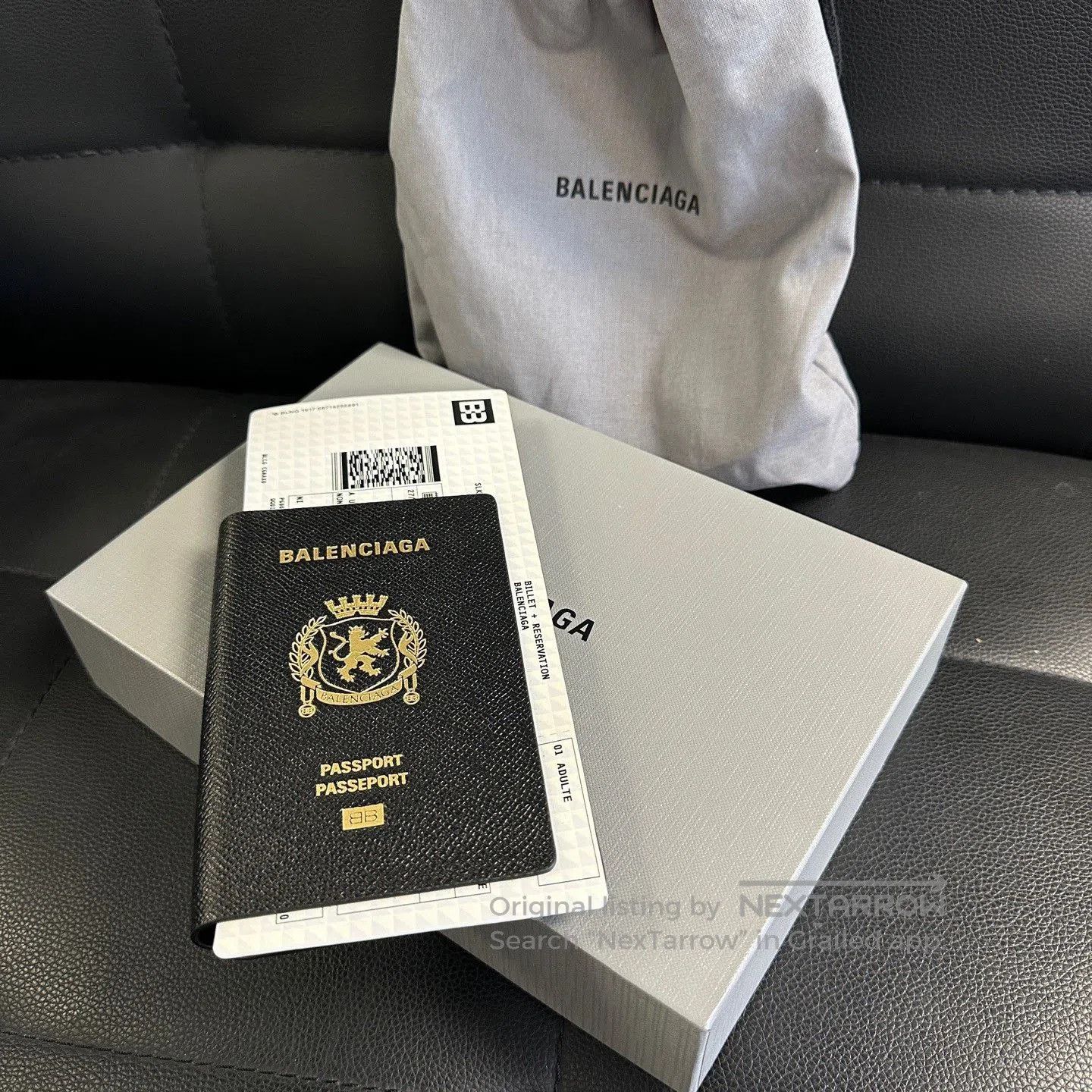 Balenciaga Balenciaga Passport Logo Leather Wallet. Size ONE SIZE - 7 Thumbnail