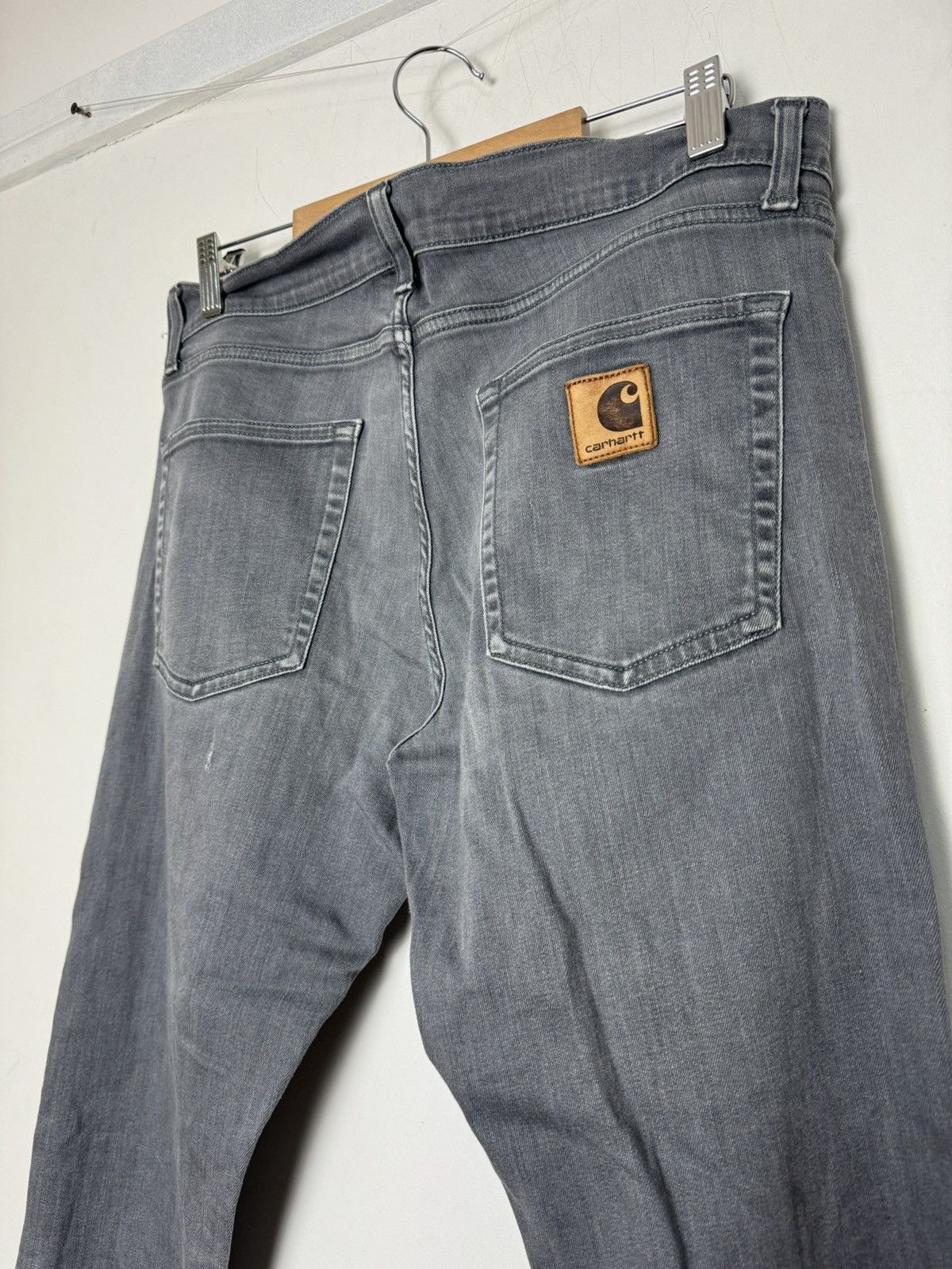 Carhartt Vintage sun faded distressed carhartt denim jeans workstyle Size US 33 - 1 Thumbnail