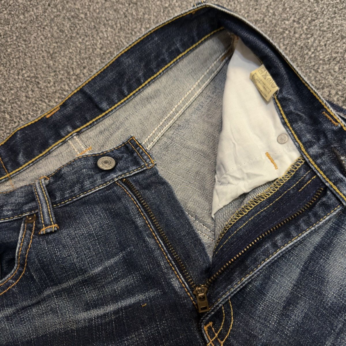 If Six Was Nine Vintage 90s Levis 702 Aging Distressed Denim W30 Size US 30 / EU 46 - 12 Thumbnail