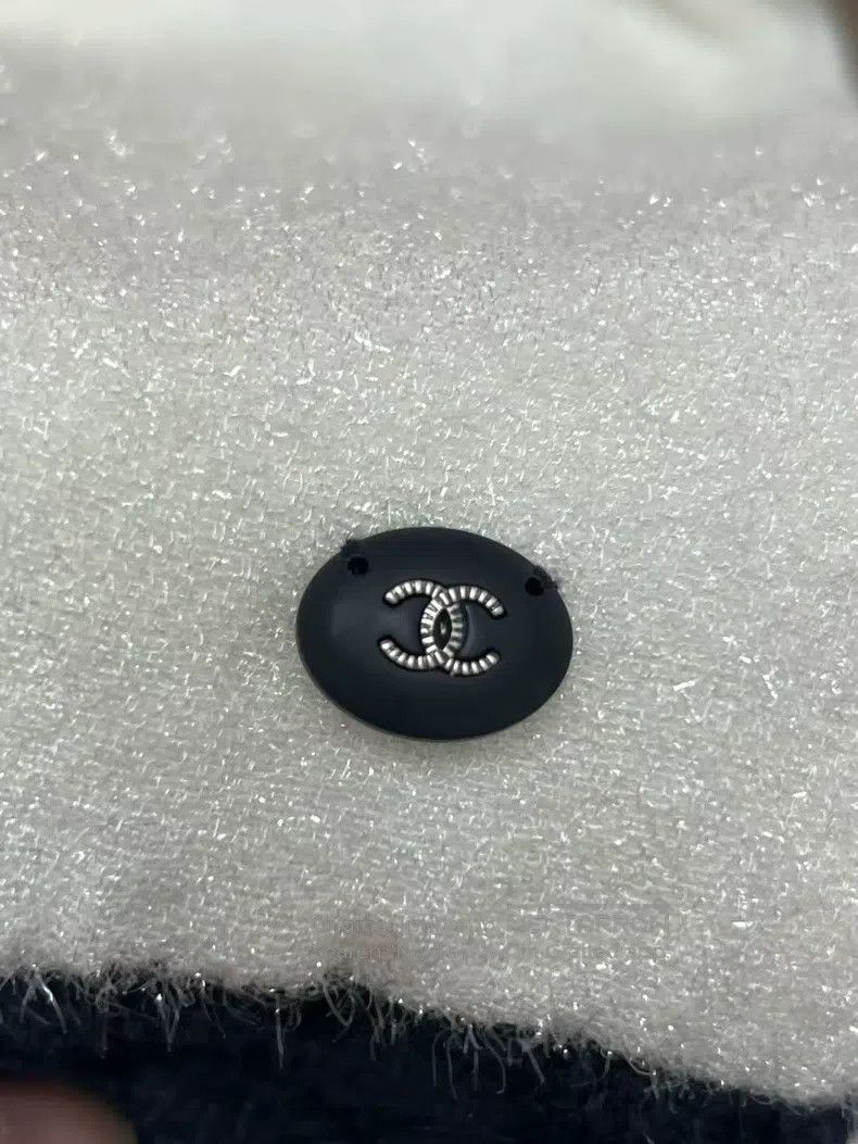 Chanel Chanel White sweatshirt Size XS / US 0-2 / IT 36-38 - 5 Thumbnail