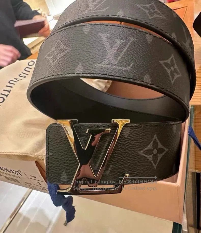 Louis Vuitton Louis Vuitton Black presbyopic smooth buckle belt Size ONE SIZE - 4 Thumbnail